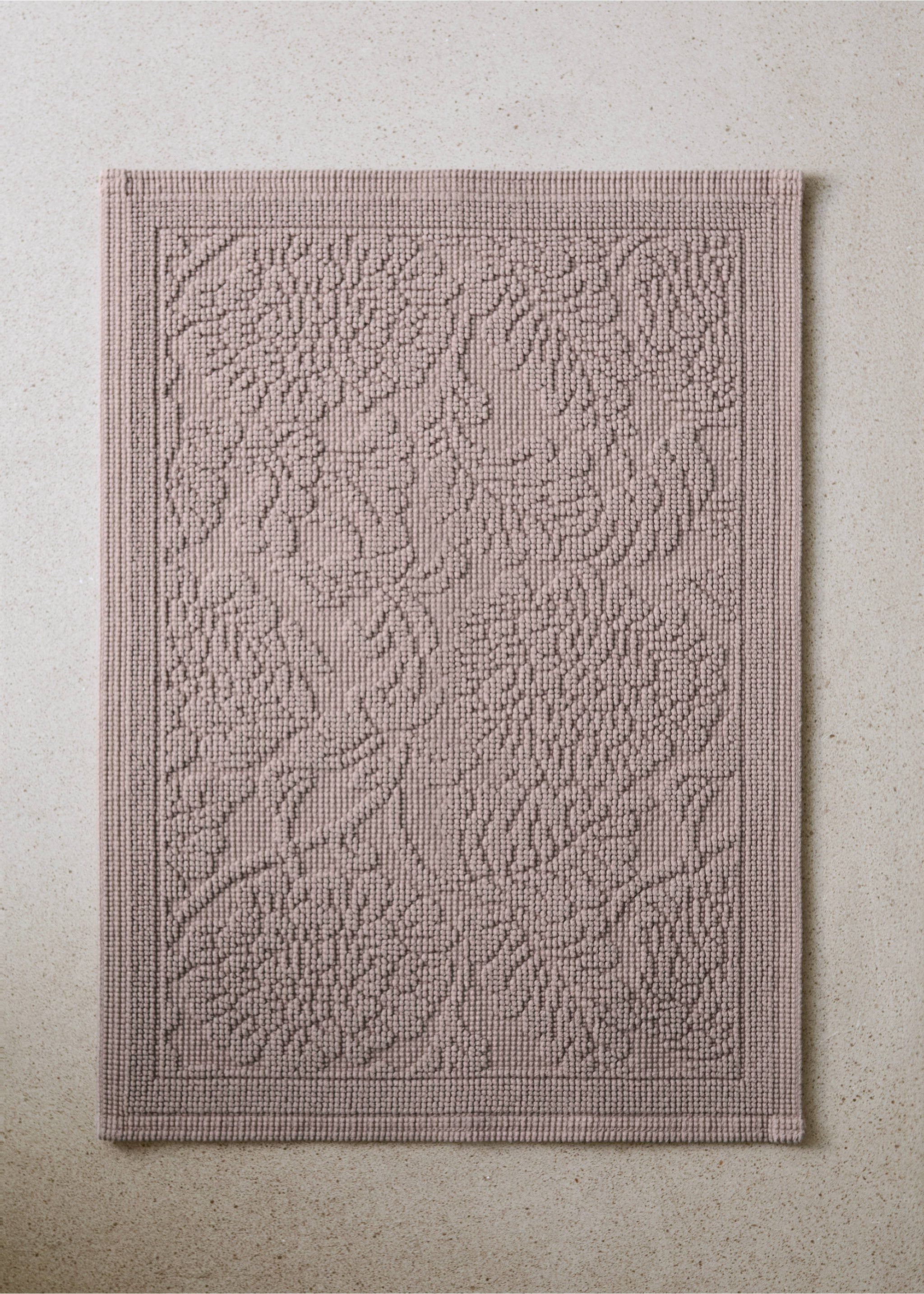 Jacquard flower bath mat - General plane, Lavender. Ref: 27021535-00.