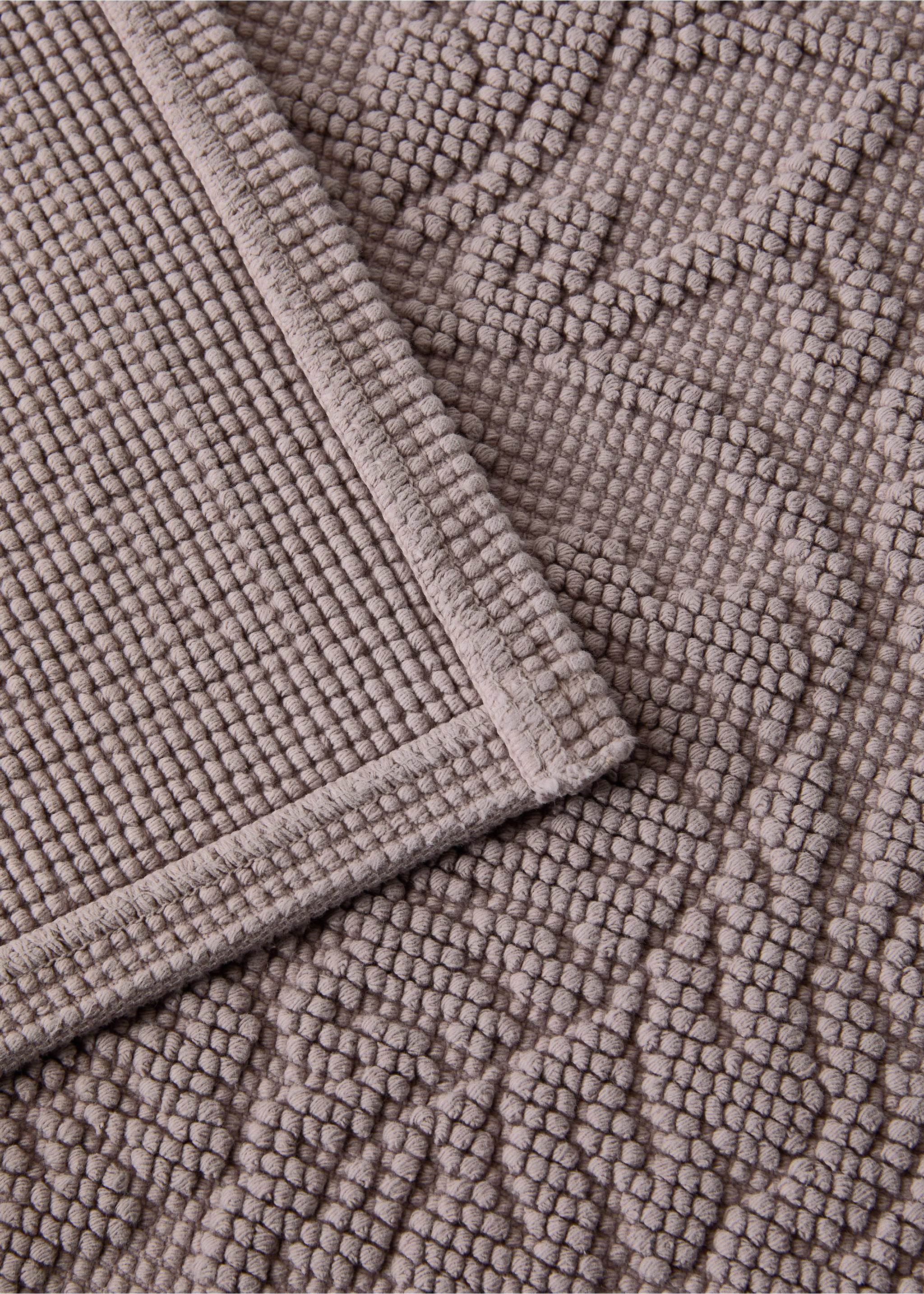 Jacquard flower bath mat - Details of the article 2, Lavender. Ref: 27021535-00.