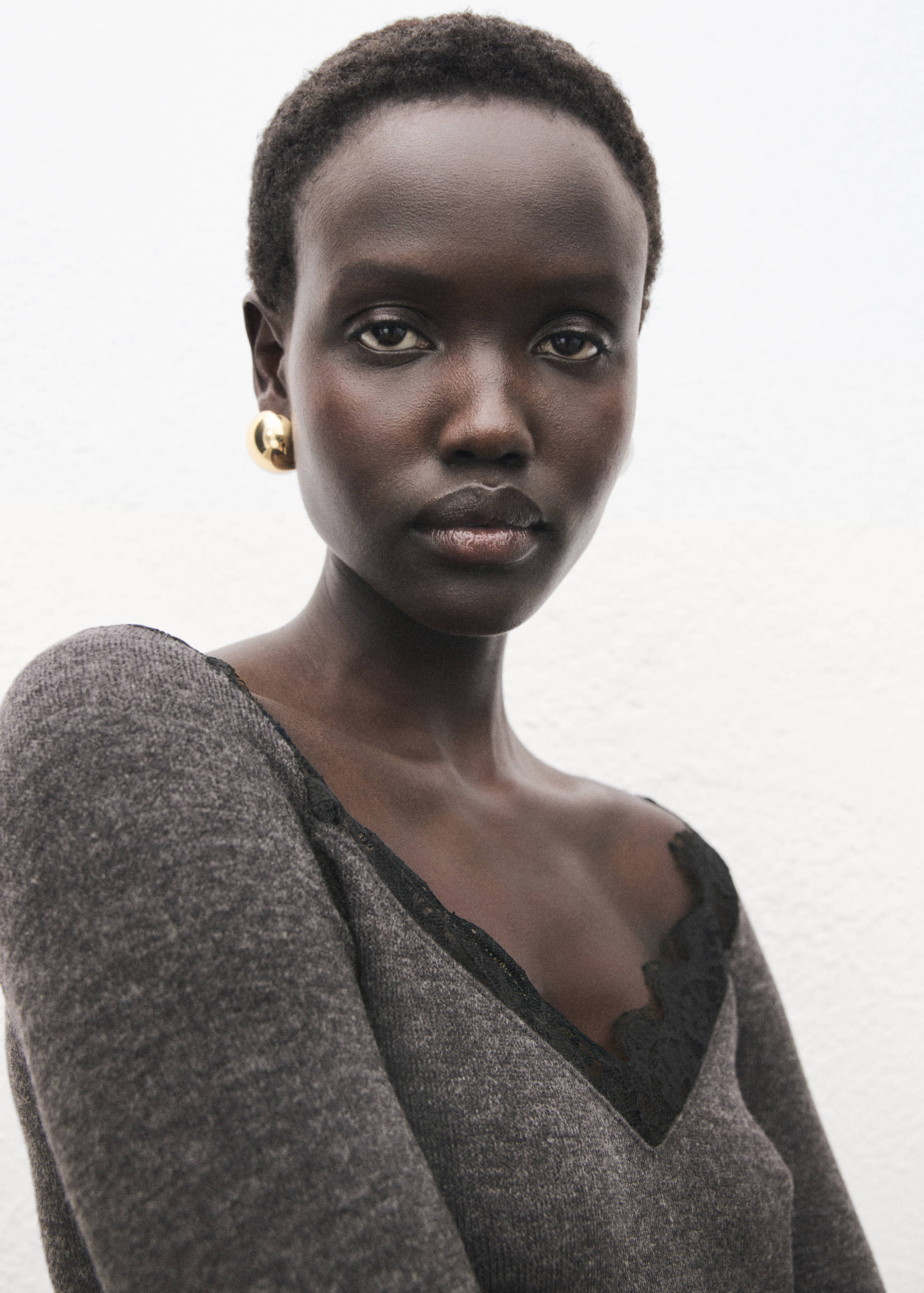 Lace-trimmed scoop-neck top - Details of the article 3