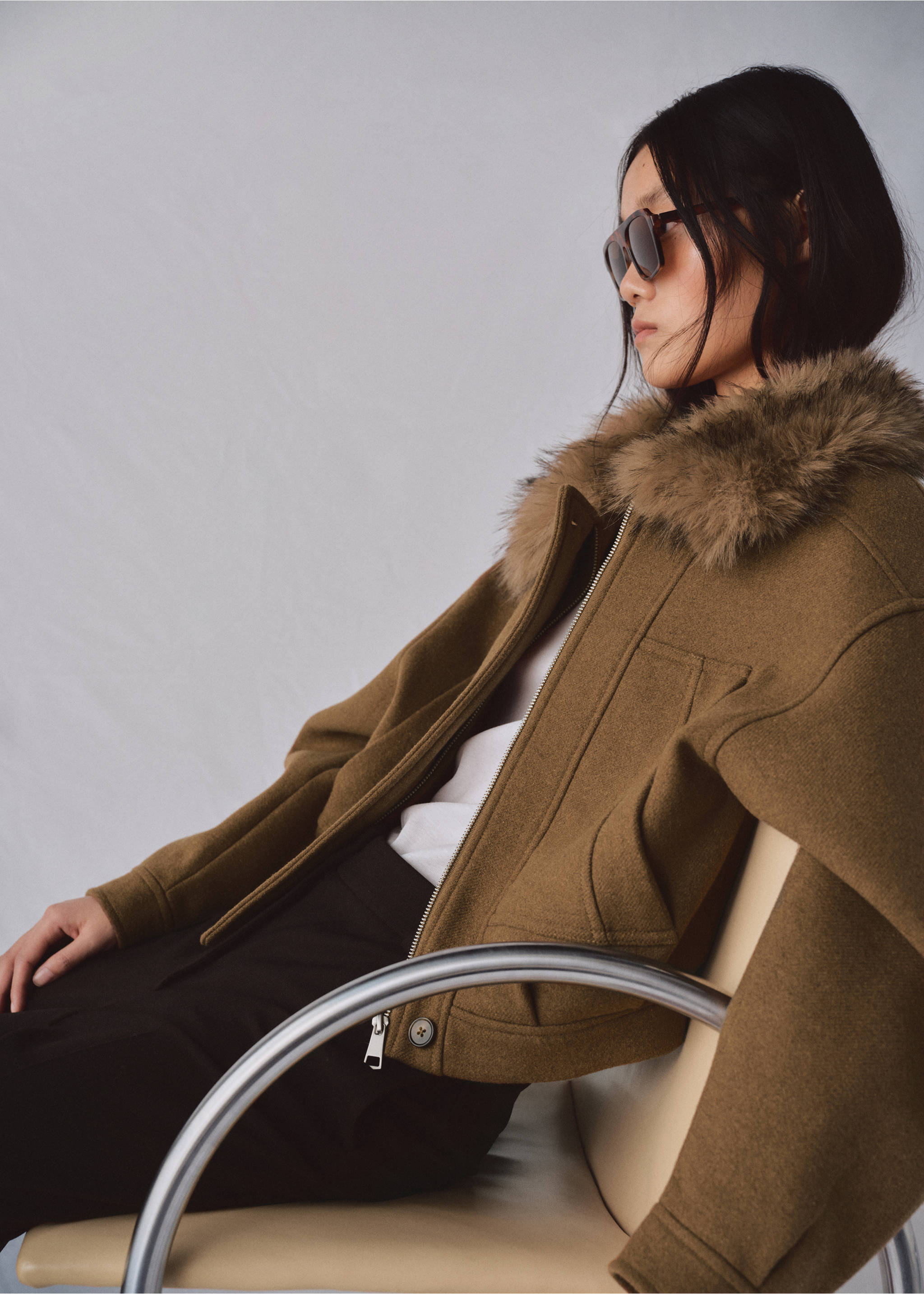 Veste laine mélangée col en fausse fourrure - Détail de l'article 2, Marron. Ref: 27022538-01.