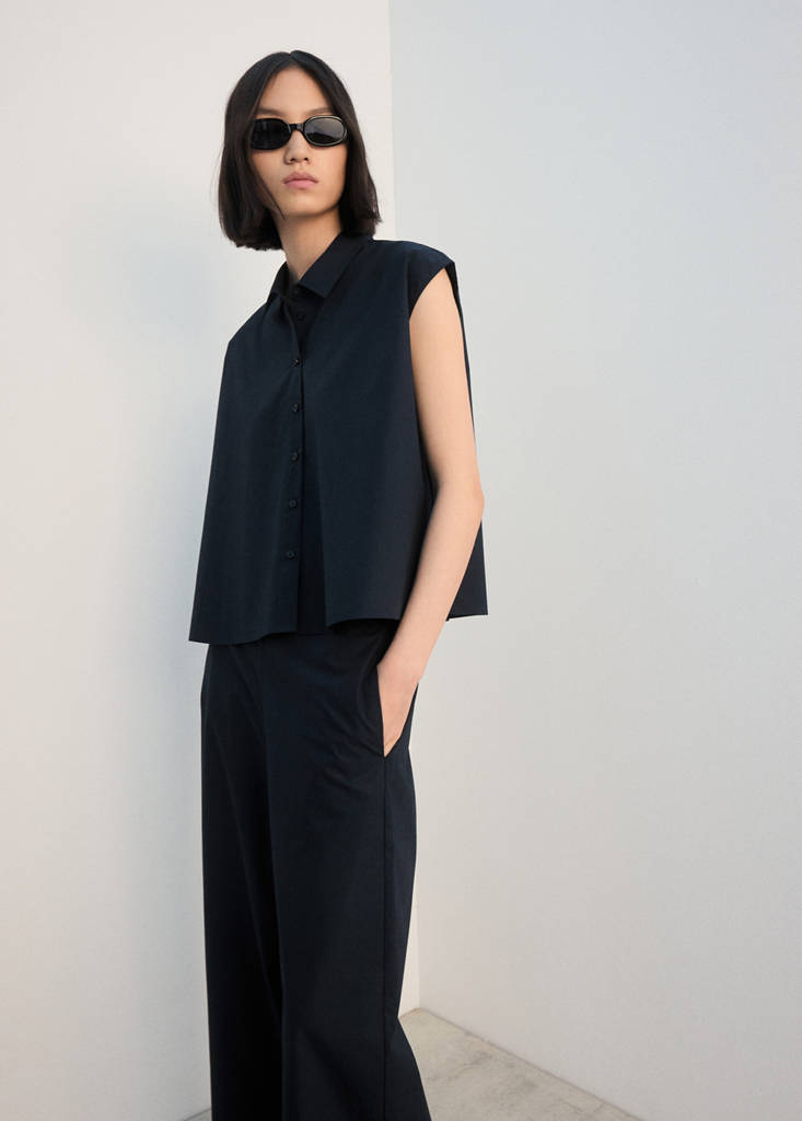 Straight-fit trousers with elastic waist — Navy