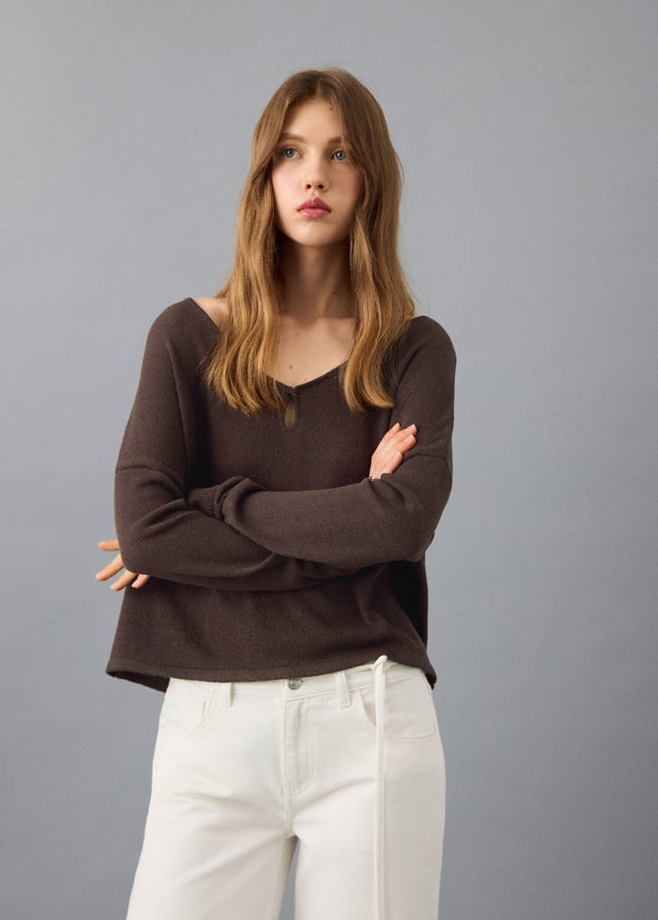 Strickpullover mit Schlitzen — Braun