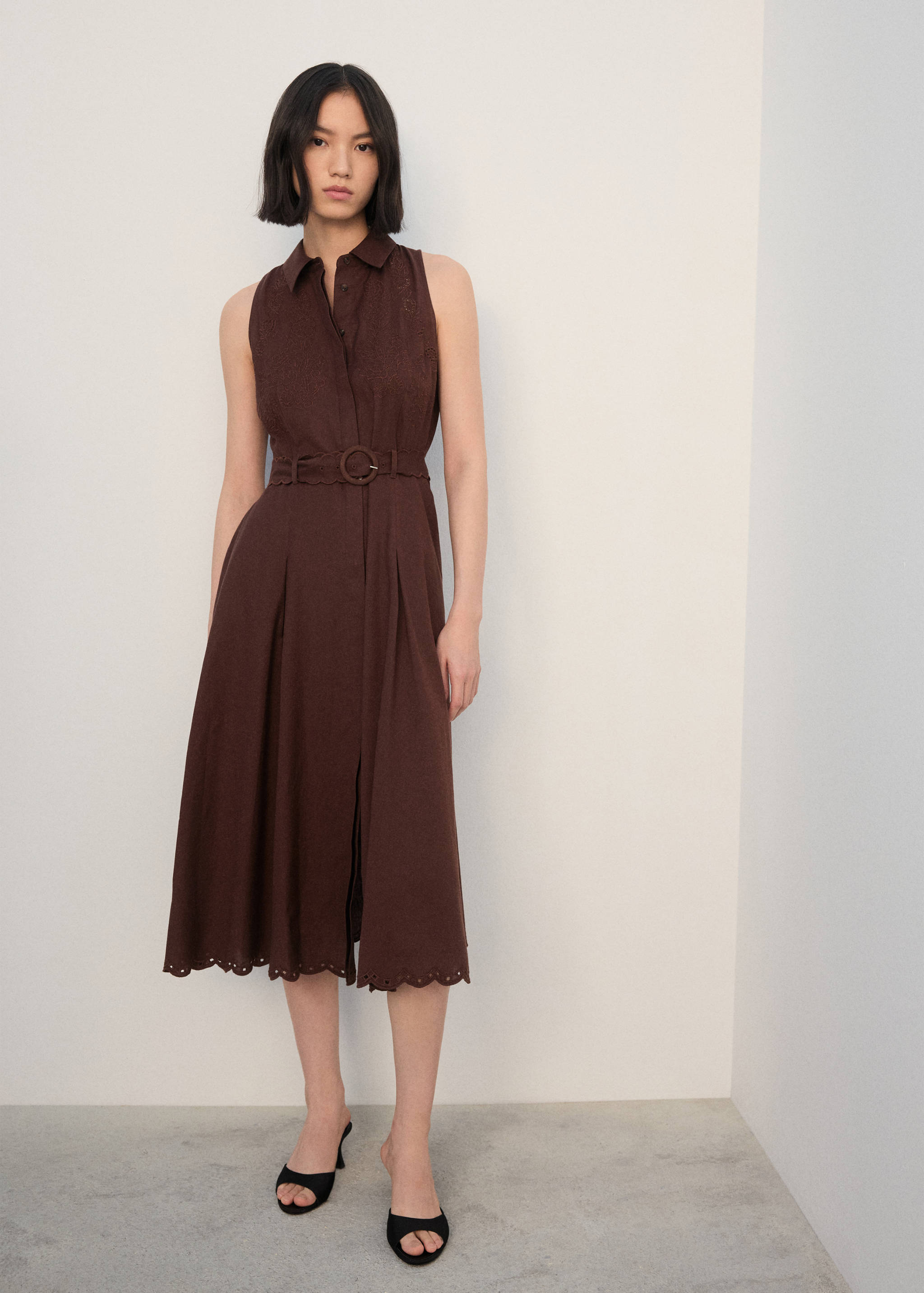 Vestit camiser brodat - Pla general