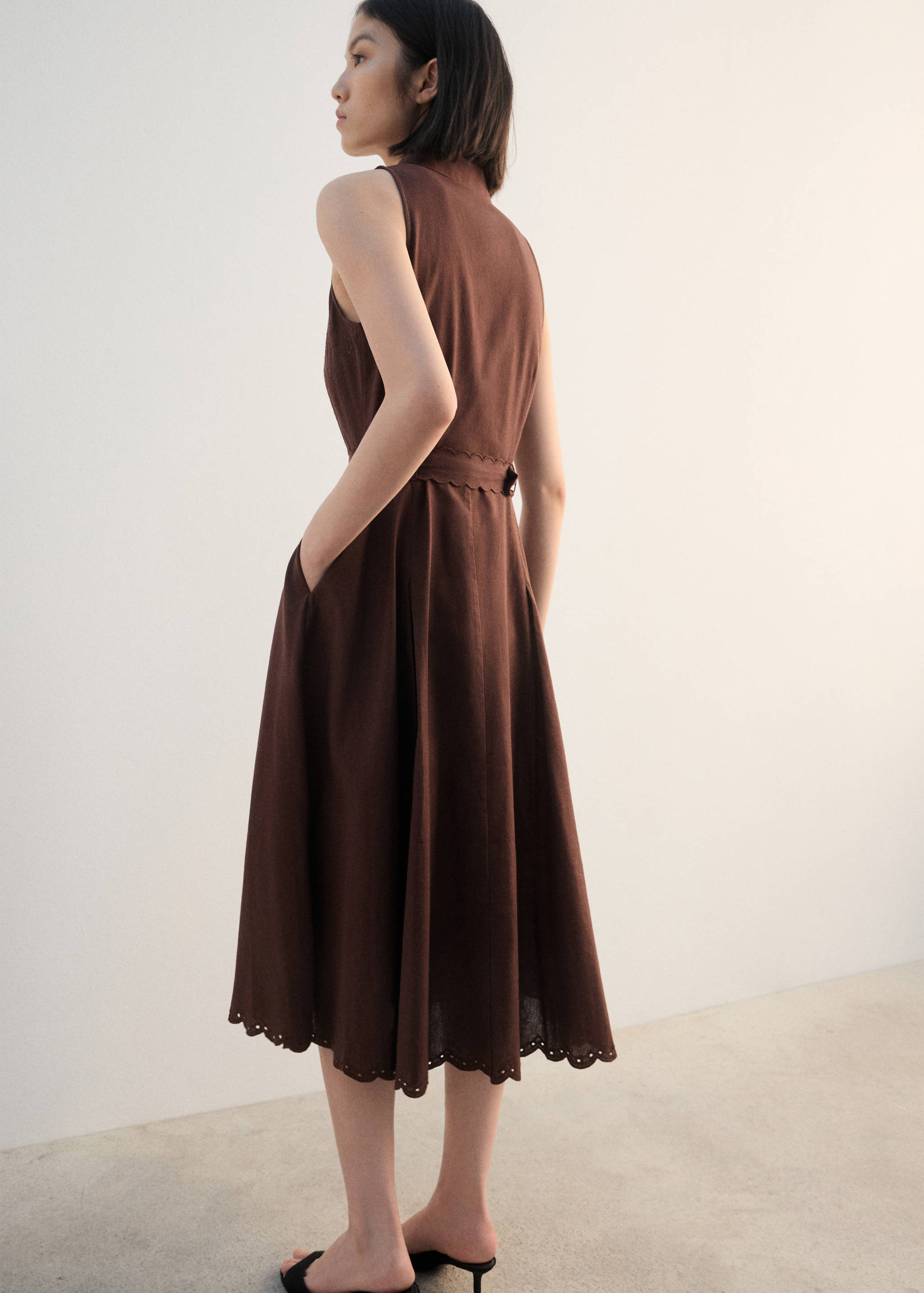 Vestit camiser brodat - Revers de l'article