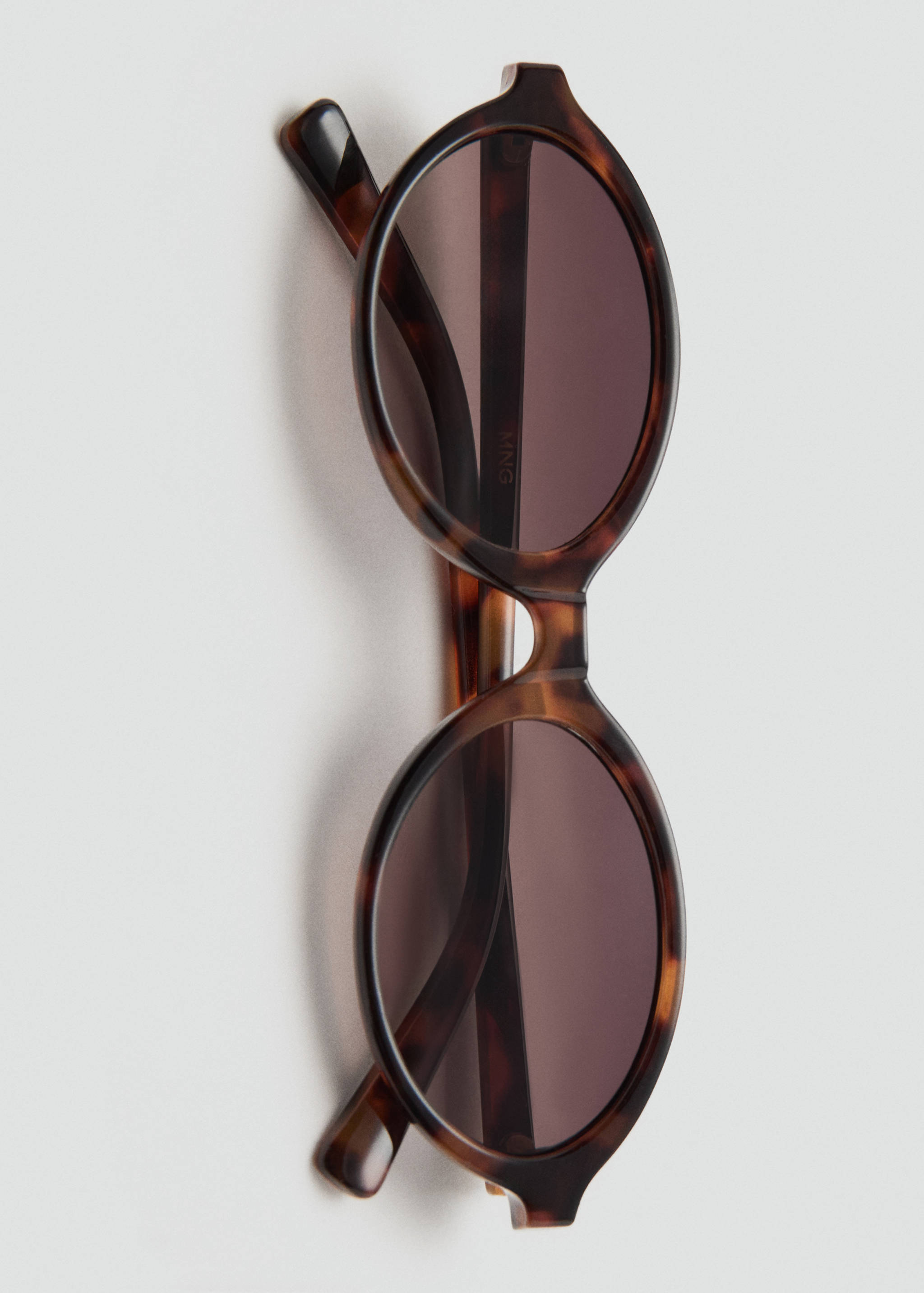 Oval-frame sunglasses - Details of the article 2