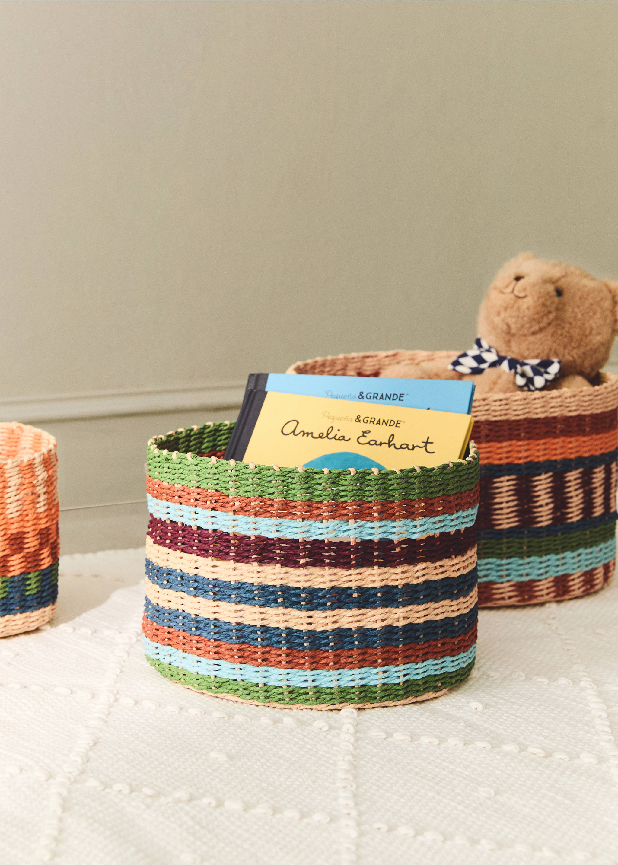 Medium multicoloured patterned circular basket - General plane, Green. Ref: 27022899-00.