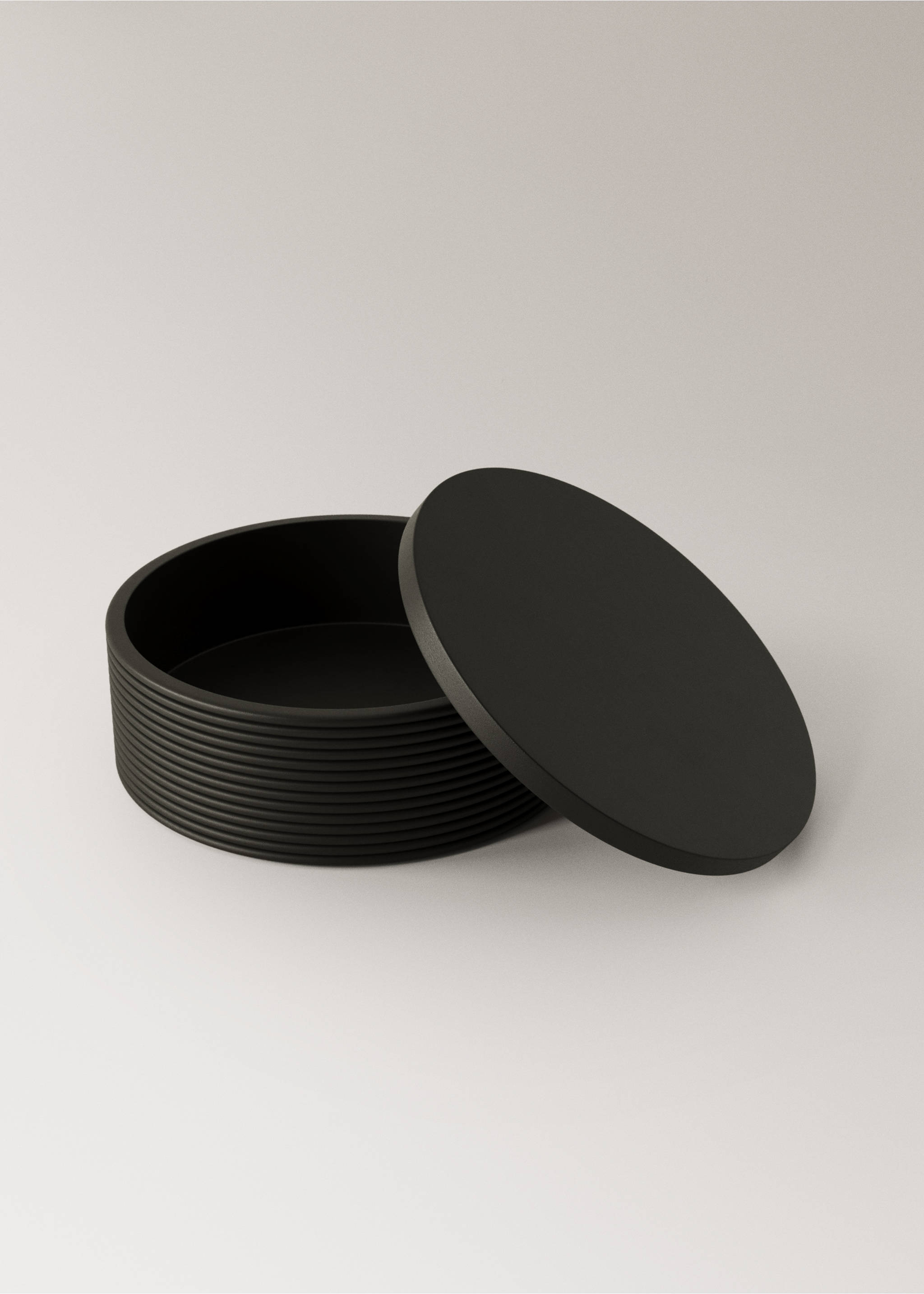 Medium round wooden box - Details of the article 2, Black. Ref: 27022903-00.