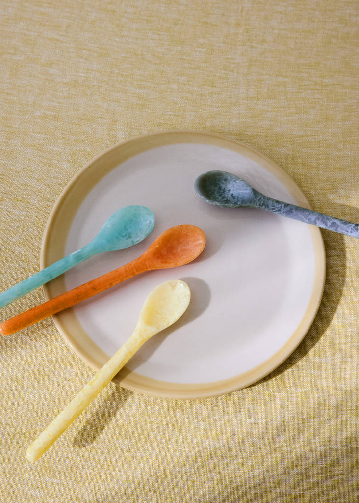 Pack of 4 resin dessert spoons — Orange