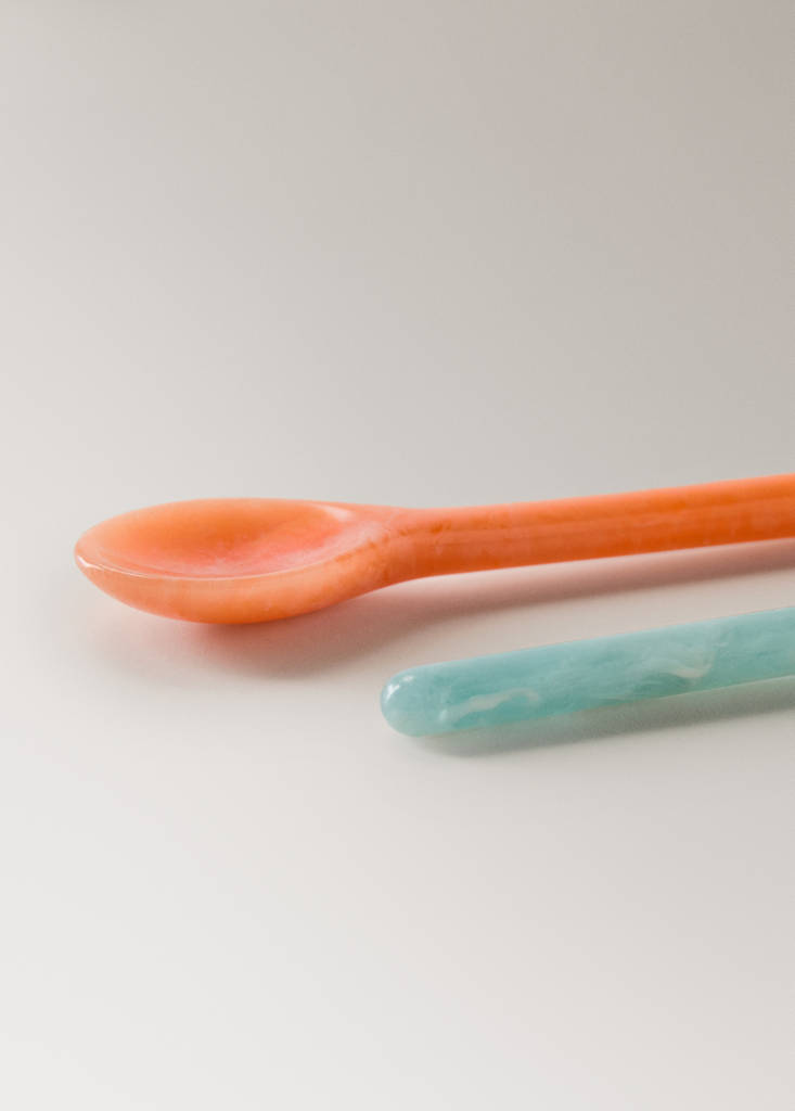 Pack of 4 resin dessert spoons — Orange