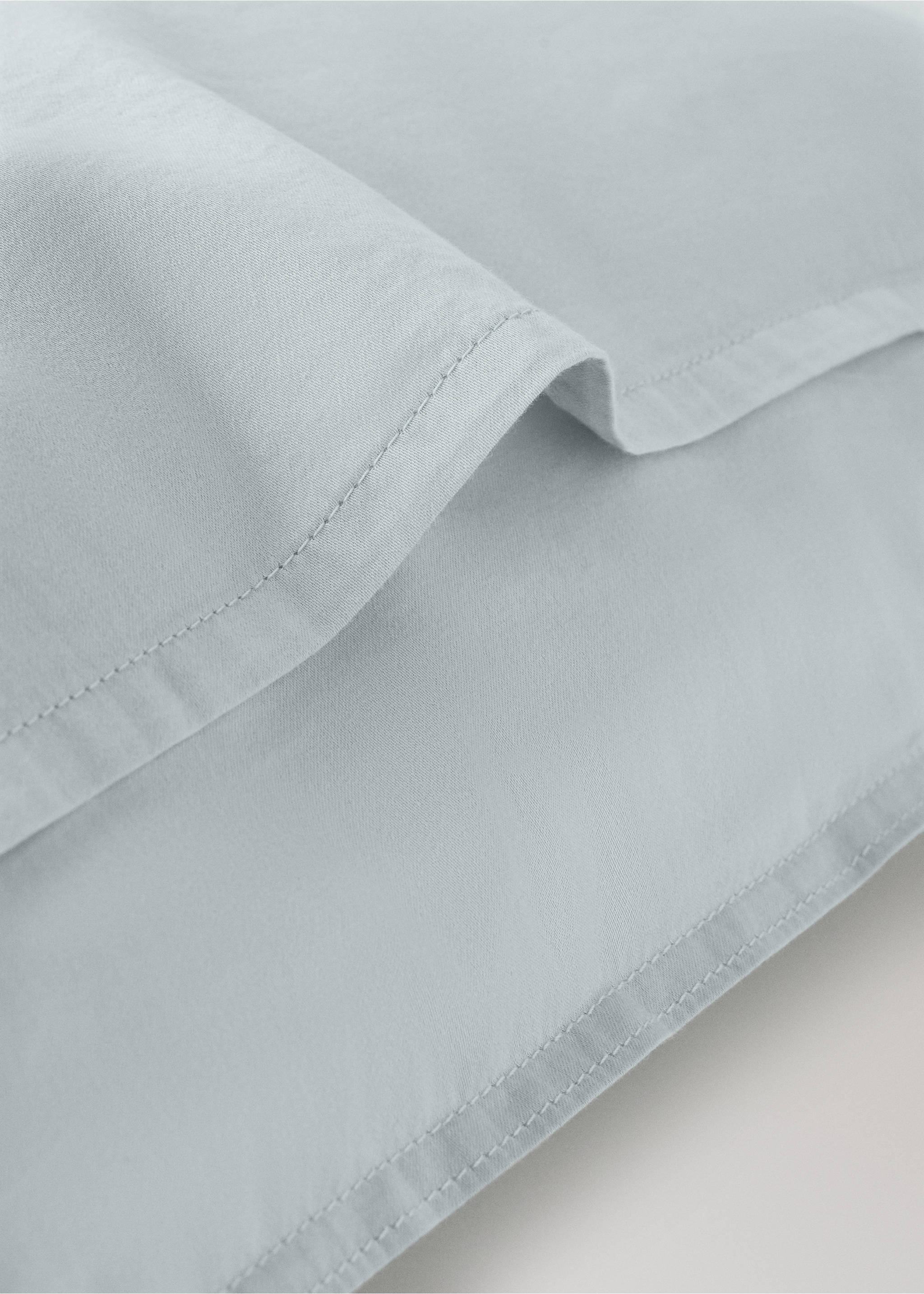 Two satin pillowcases with double topstitching 50x75 cm - Details of the article 1, Aqua Green. Ref: 27022929-00.