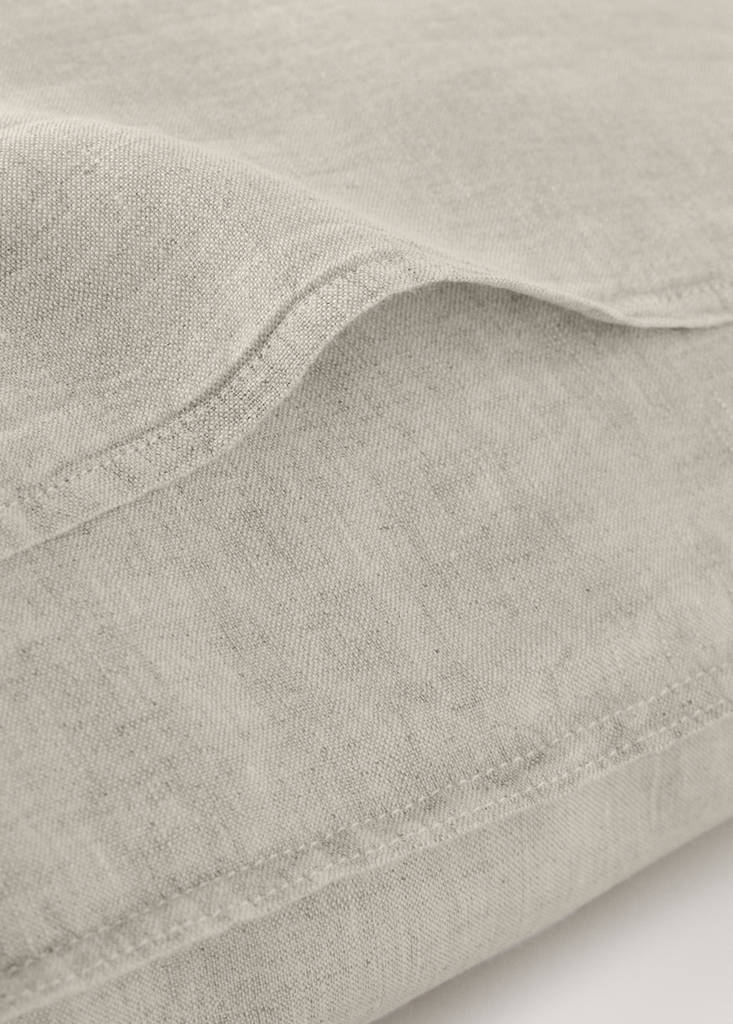 Two washed linen pillowcases 50x75 cm — Sand