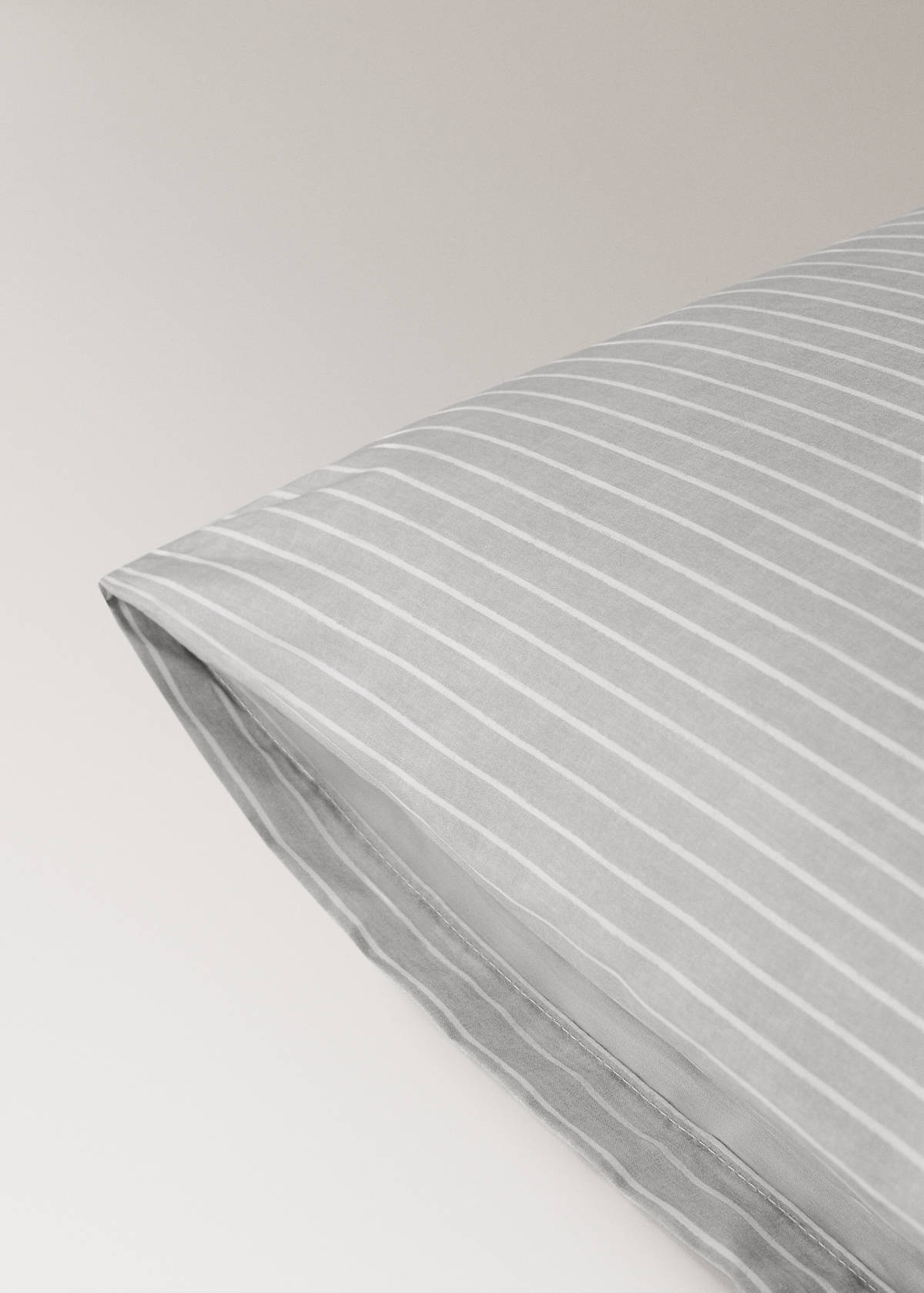 Two cotton percale striped pillowcases 50x75 cm — Light/Pastel Grey