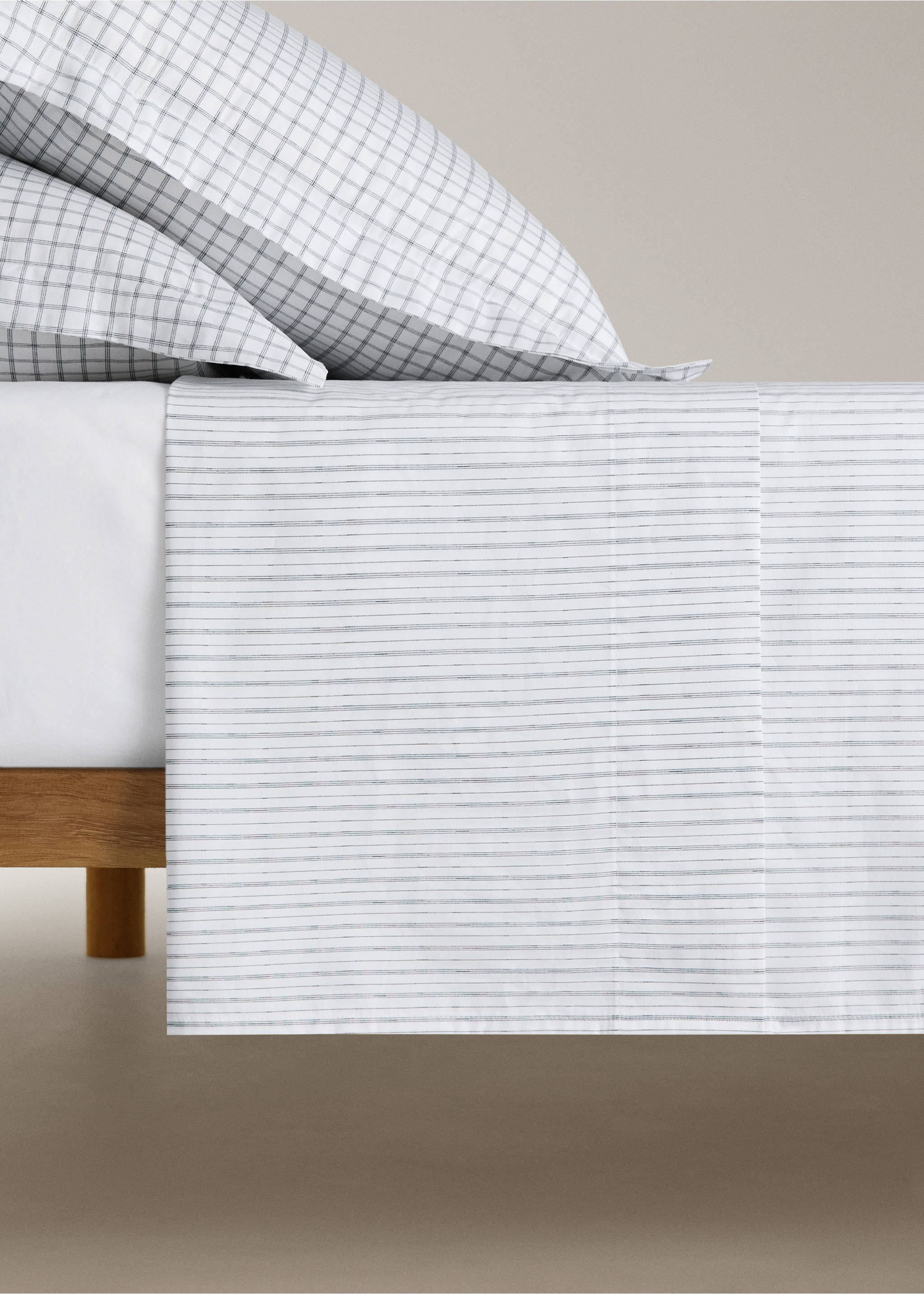 Percale top sheet stripes Bed 135/140 cm - Article without model, Grey. Ref: 27022949-00.
