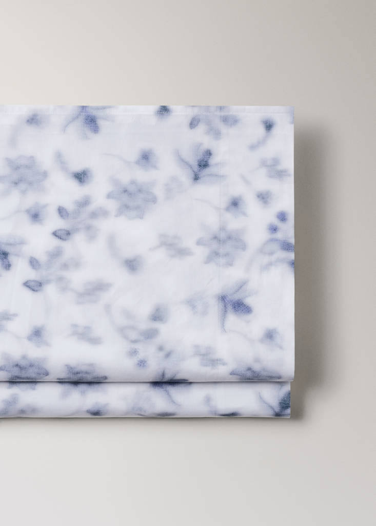 Percale top sheet with blurred floral pattern for a 90 cm bed — Blue