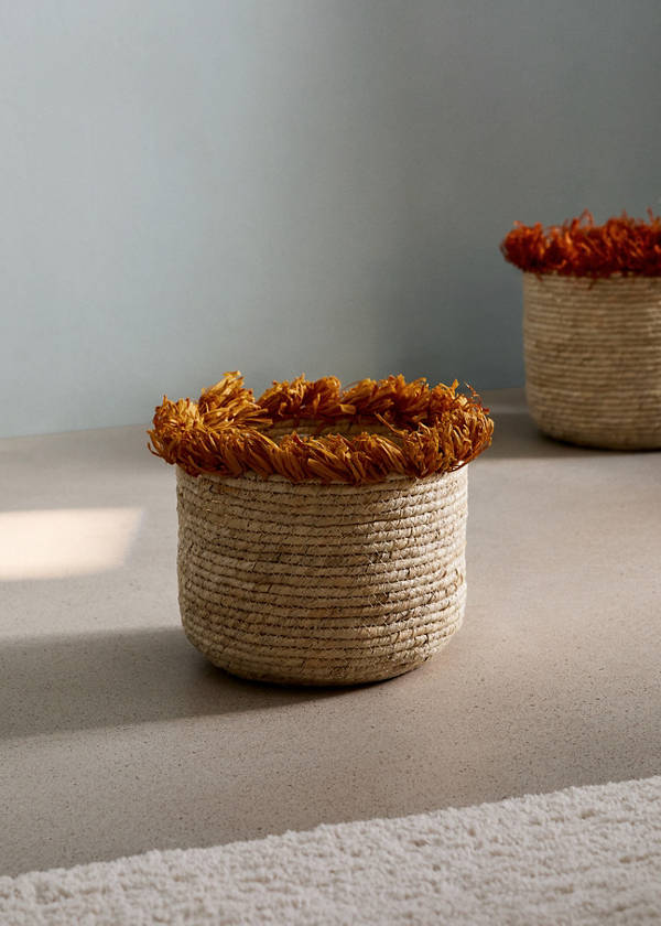 Small basket with fringe detail — Dark Orange