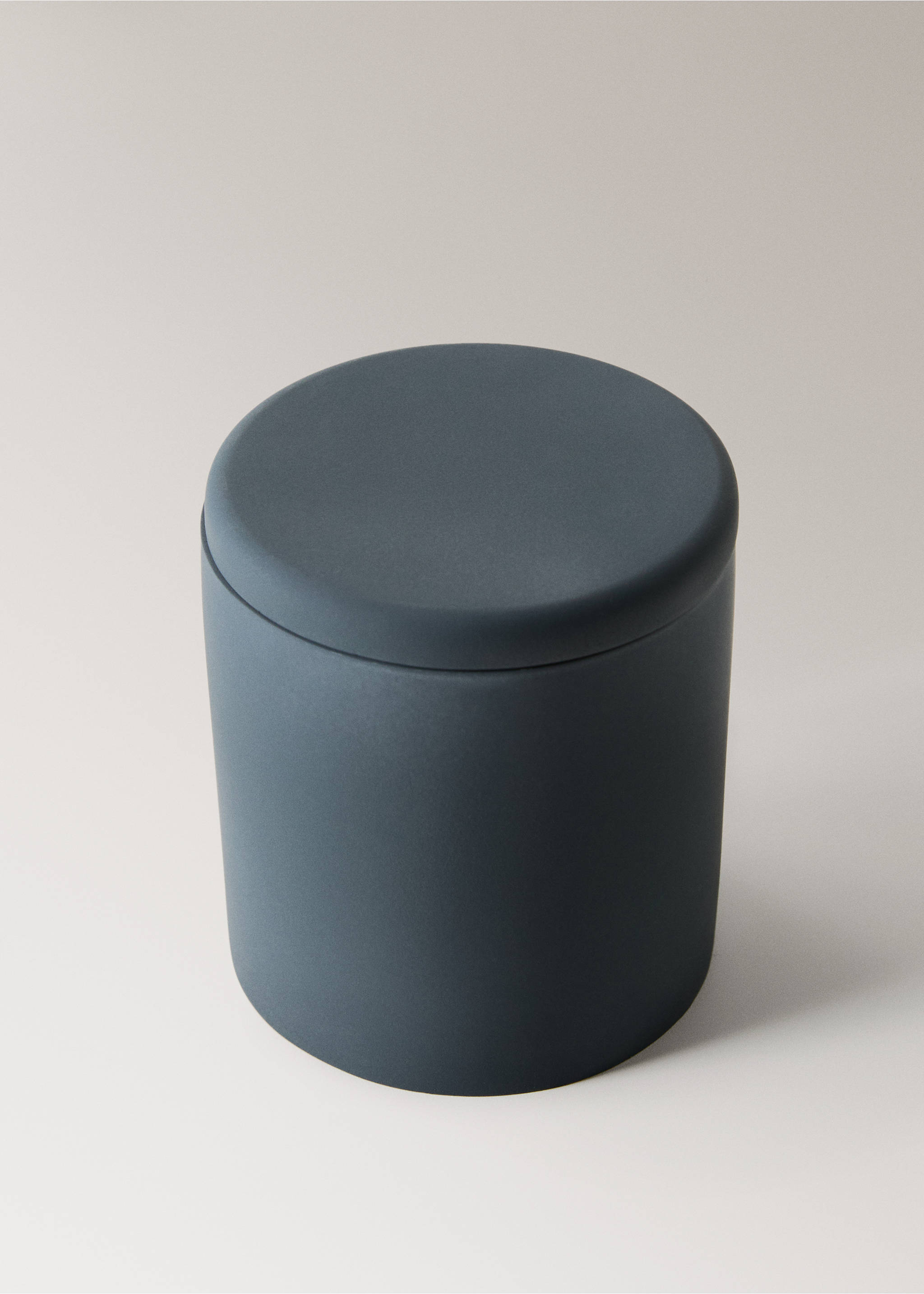 Resin bathroom container - Details of the article 1, Charcoal. Ref: 27023283-00.