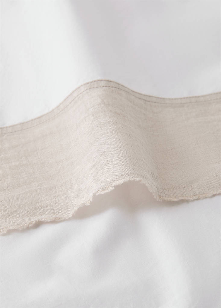Washed cotton flat sheet with linen border for 180cm bed — Sand