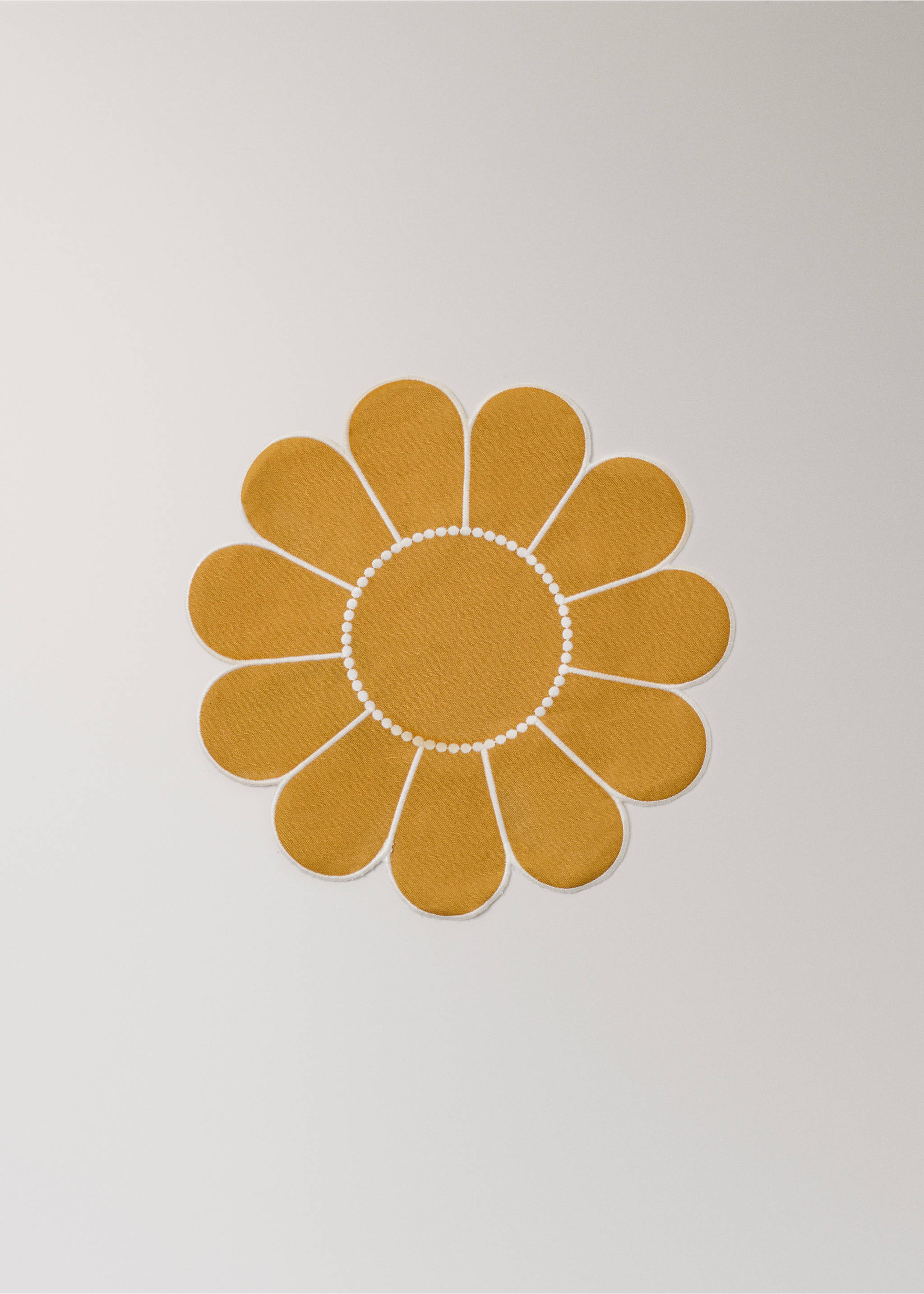 Resin-coated linen floral placemat - Article without model, Yellow. Ref: 27023294-00.