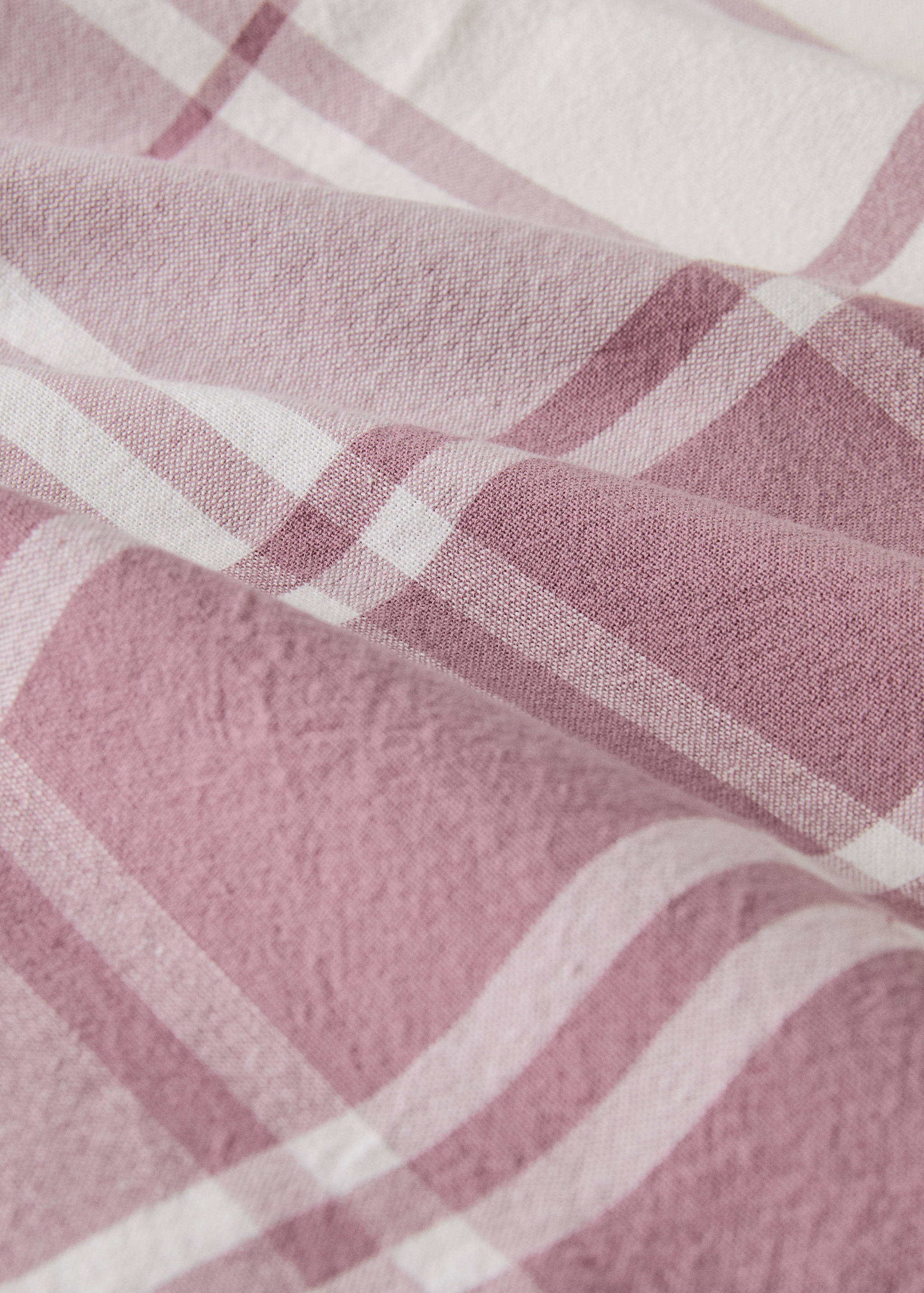 100% cotton tablecloth with contrasting stripes for 8 to 10 guests - Details of the article 2