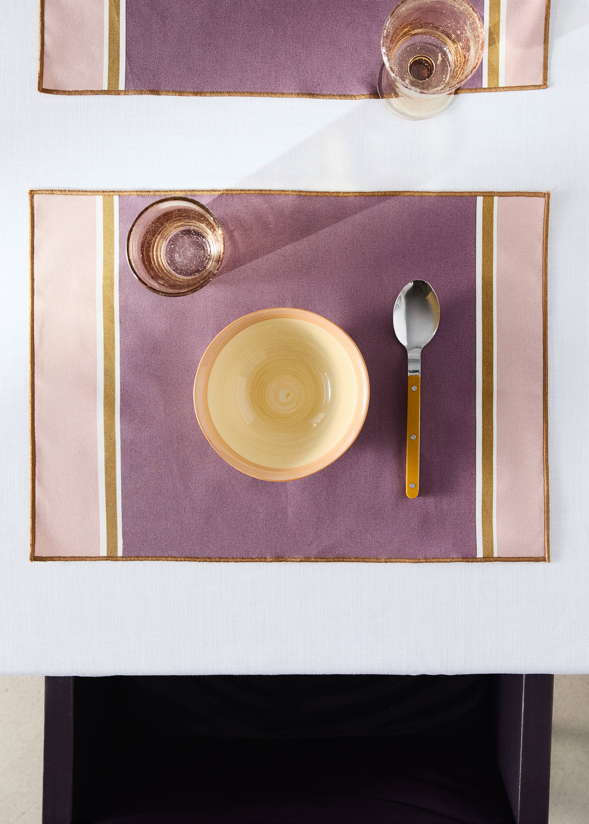 Beschichtete Platzsets mit Streifenmuster - Allgemeine Ansicht