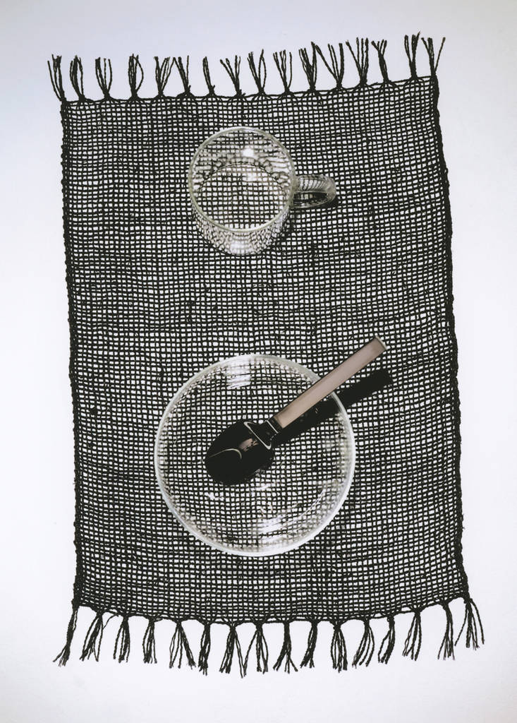 Fringed fibre table mats — Black