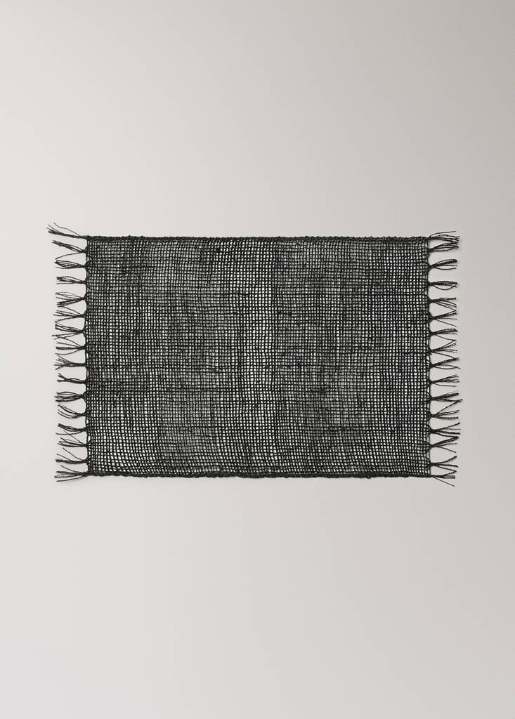 Fringed fibre table mats — Black