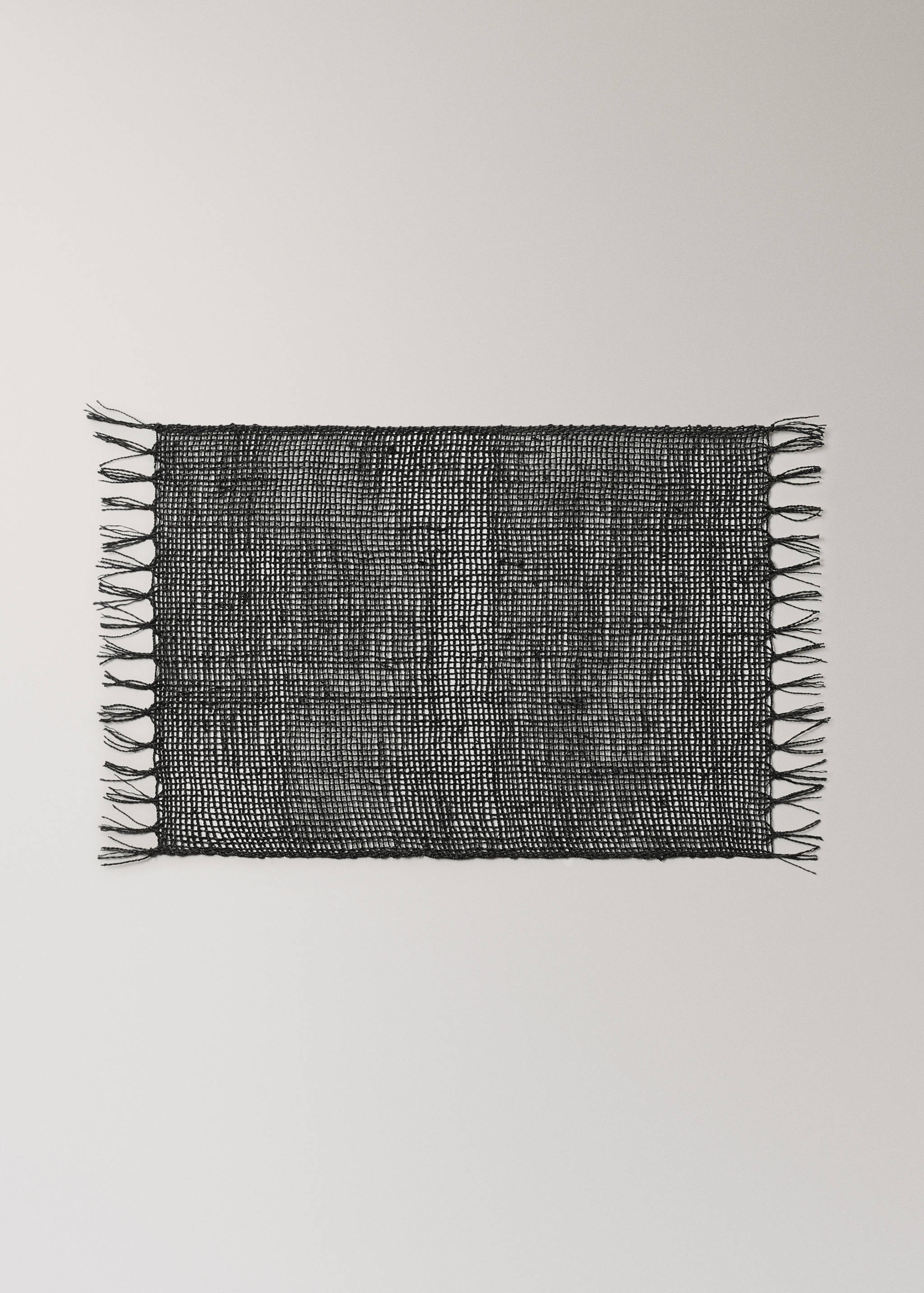 Fringed fibre table mats - Article without model