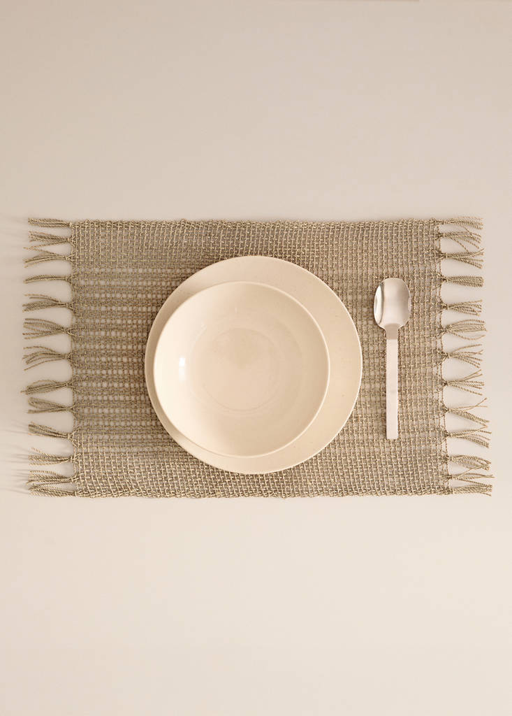 Fringed fibre table mats — Light/Pastel Brown