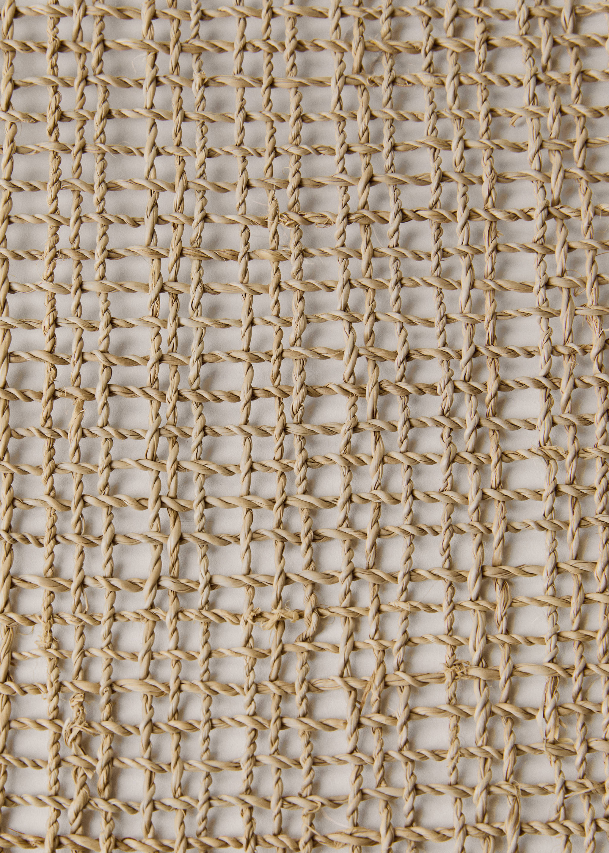 Palm fibre table mats with fringes - Details of the article 2