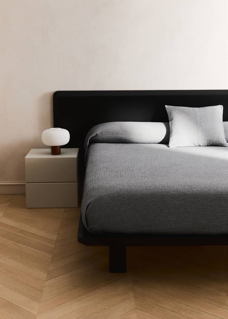 Weiche Tagesdecke aus Baumwoll-Melange, 135/150 cm Bett — Dunkelgrau meliert