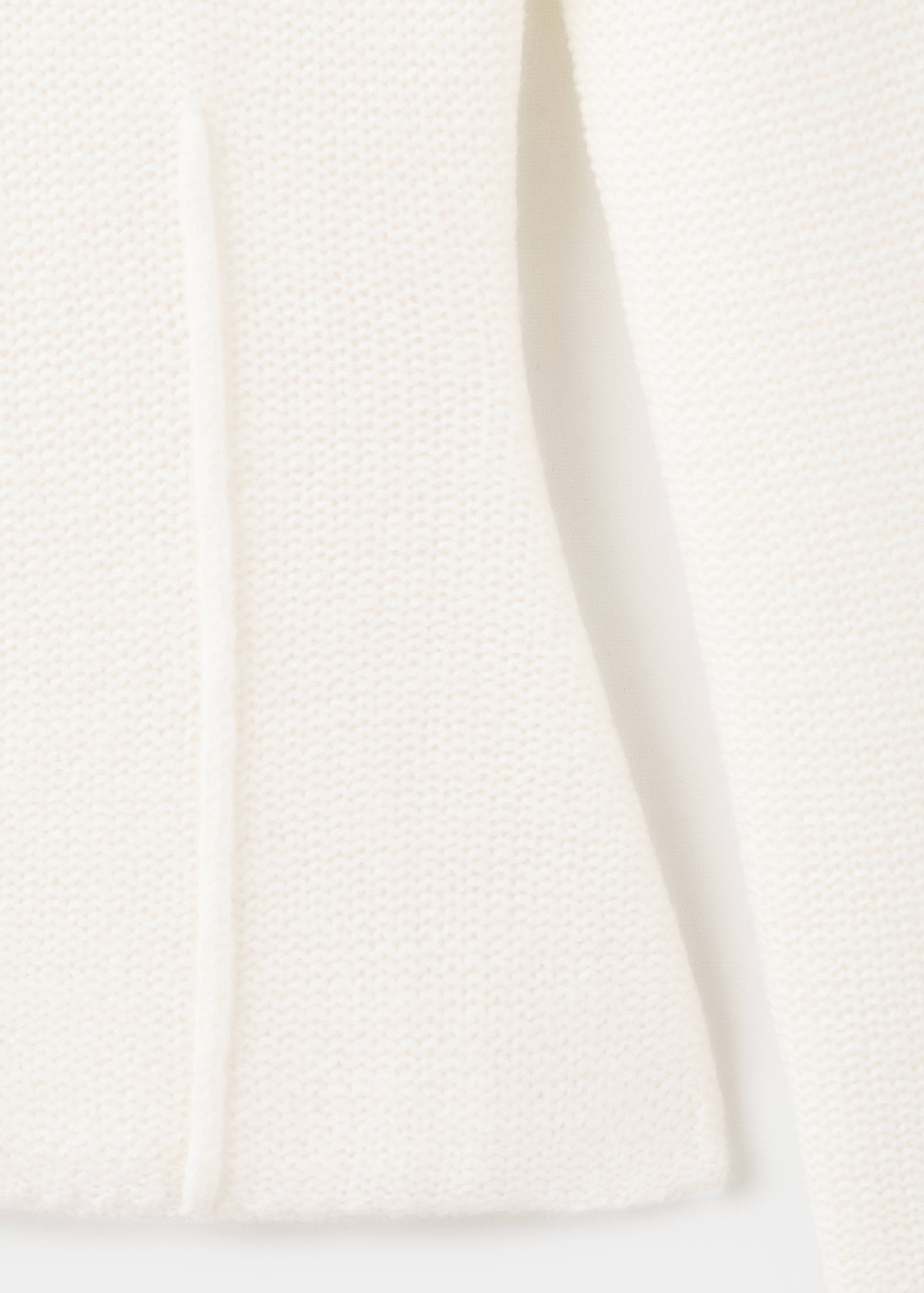 Knitted sweater with seams - Details of the article 0