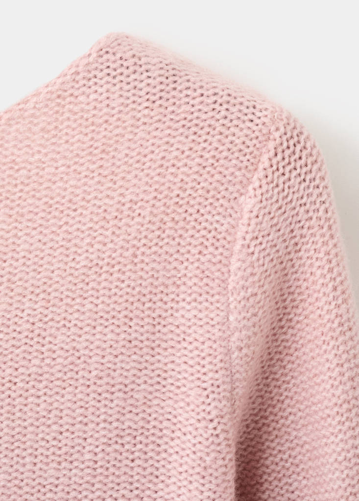 Knitted sweater with seams — Pink