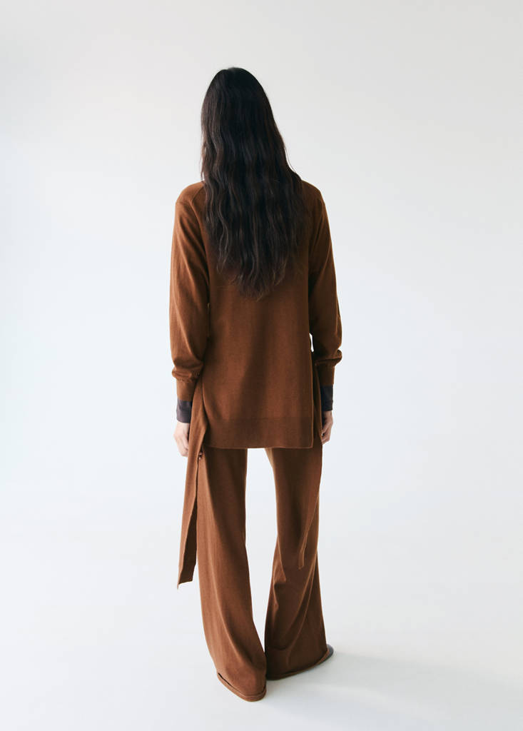 Wool blend knot sweater — Caramel