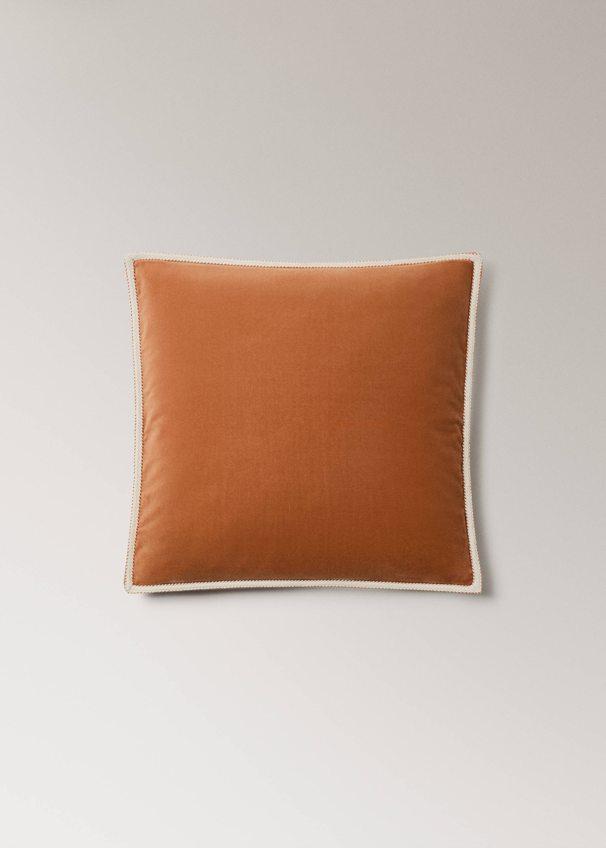 Velvet cushion cover with tape detail 50x50 cm - Article without model