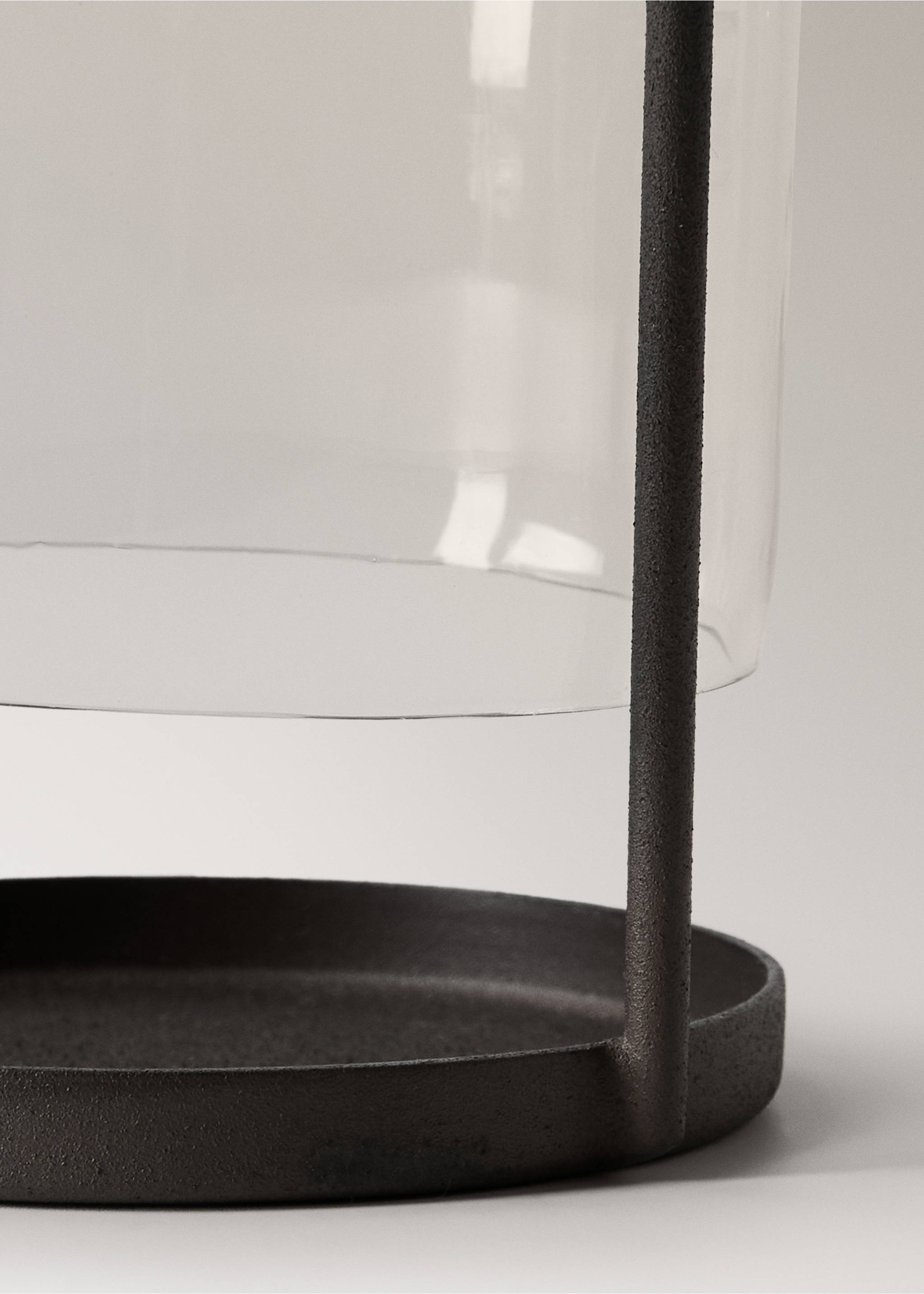 Glass and metal lantern - Details of the article 2, Ice Grey. Ref: 27023308-00.