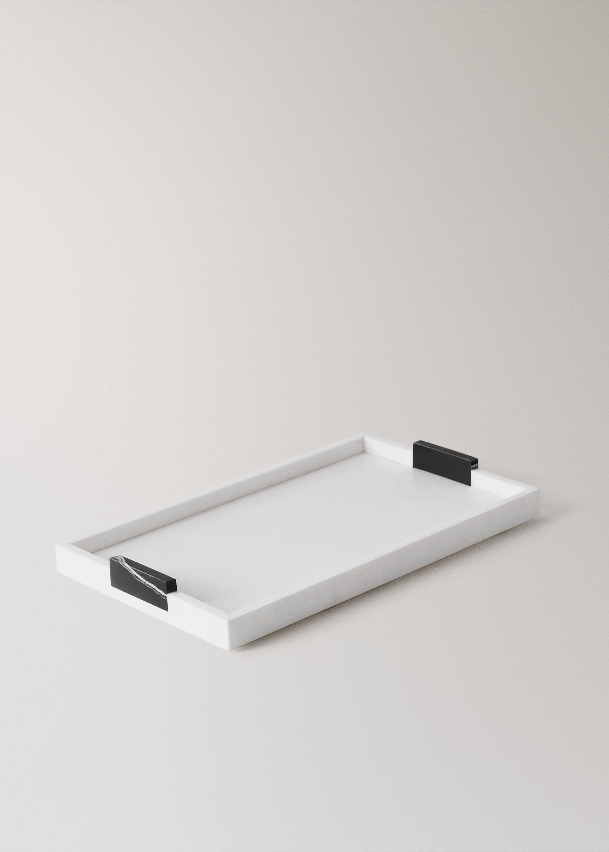 Bandeja decorativa de mármore bicolor - Pormenor do artigo 1, Branco. Ref: 27023311-00.