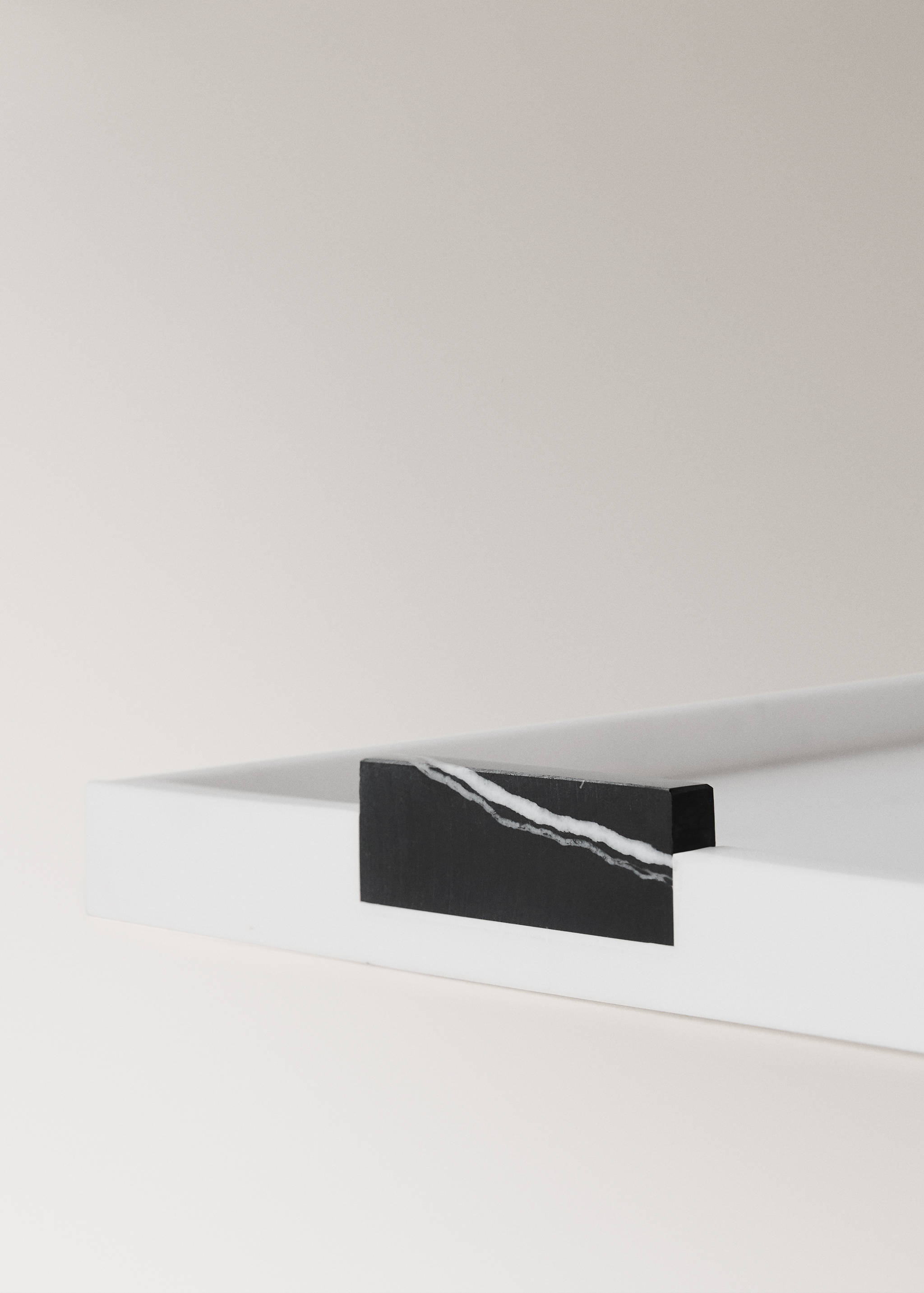 Διακοσμητικός δίσκος μάρμαρο δίχρωμο - Λεπτομέρεια του προϊόντος 2