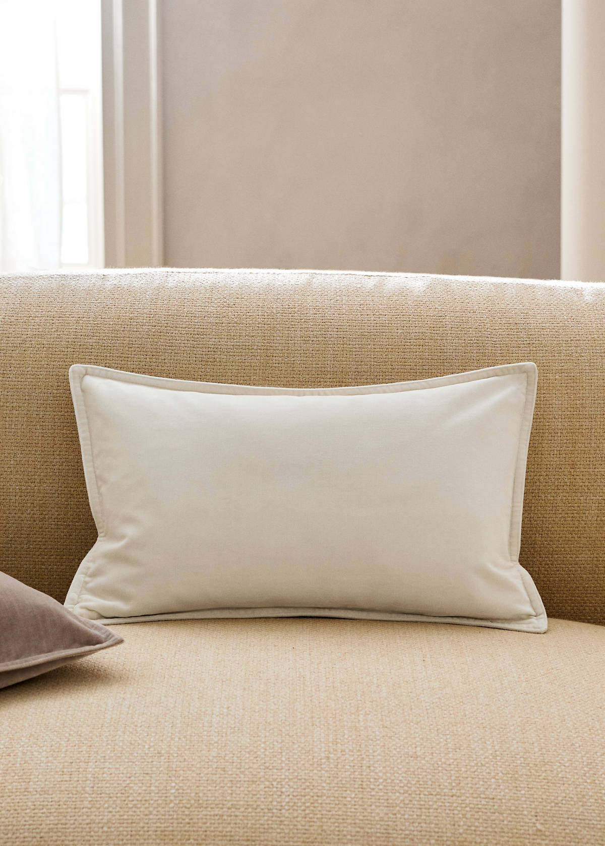 Velvet cushion cover 30x50 cm — Ecru