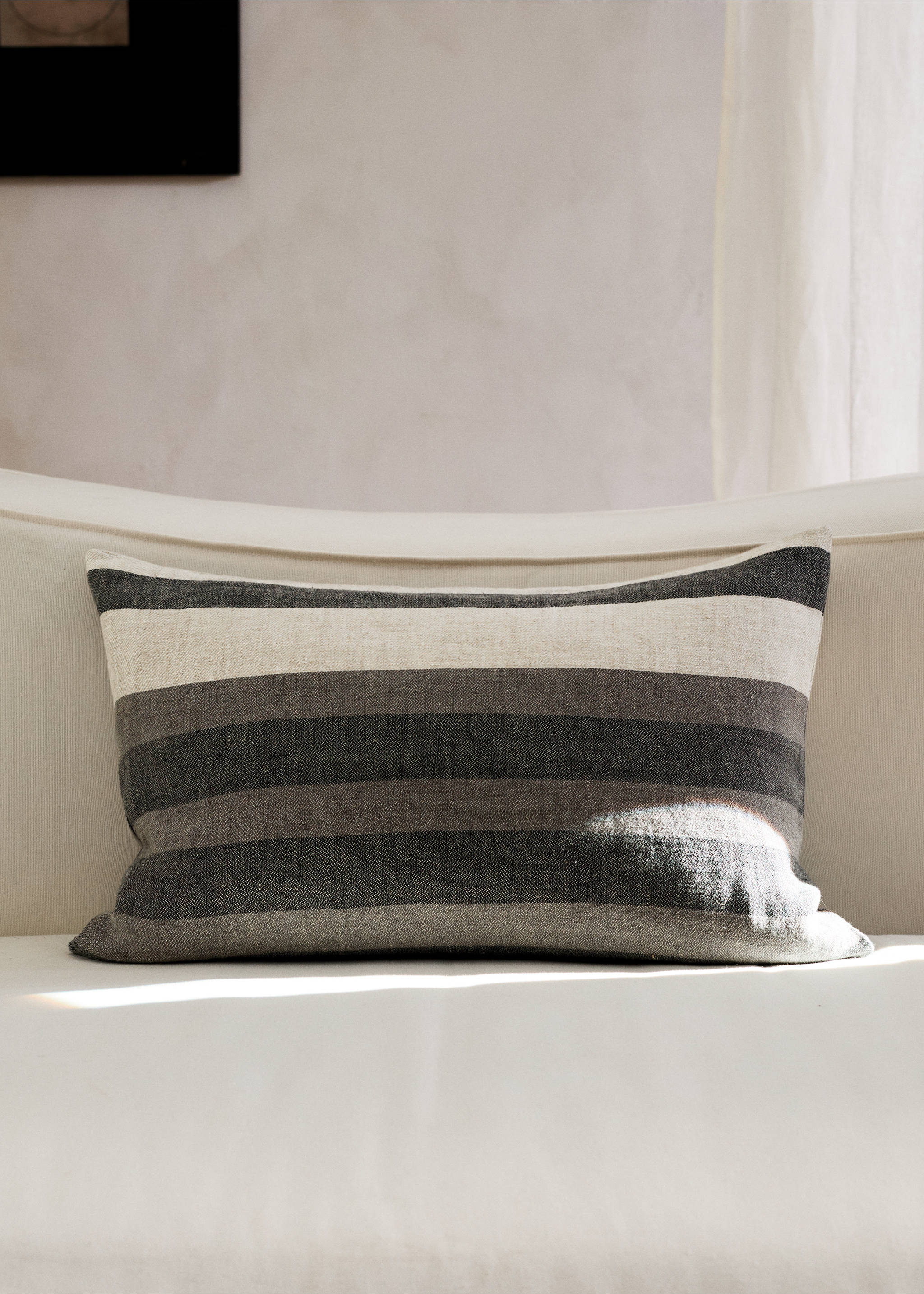 Striped linen cushion cover 40x60cm - General plane, Light/Pastel Brown. Ref: 27023316-00.