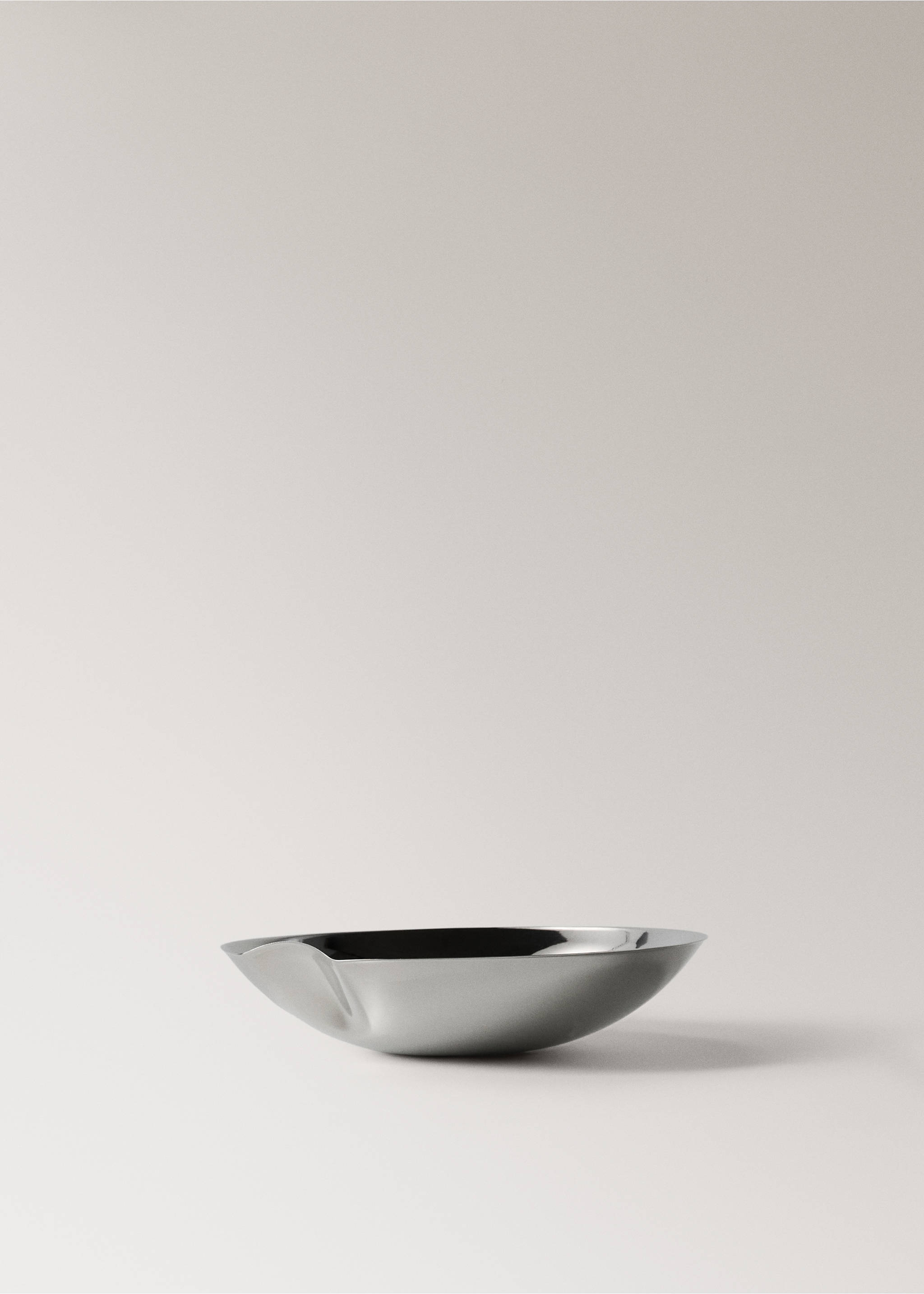 Kis dekoratív acéltálca - Termék modell nélkül, Ezüst. Ref: 27023317-00.