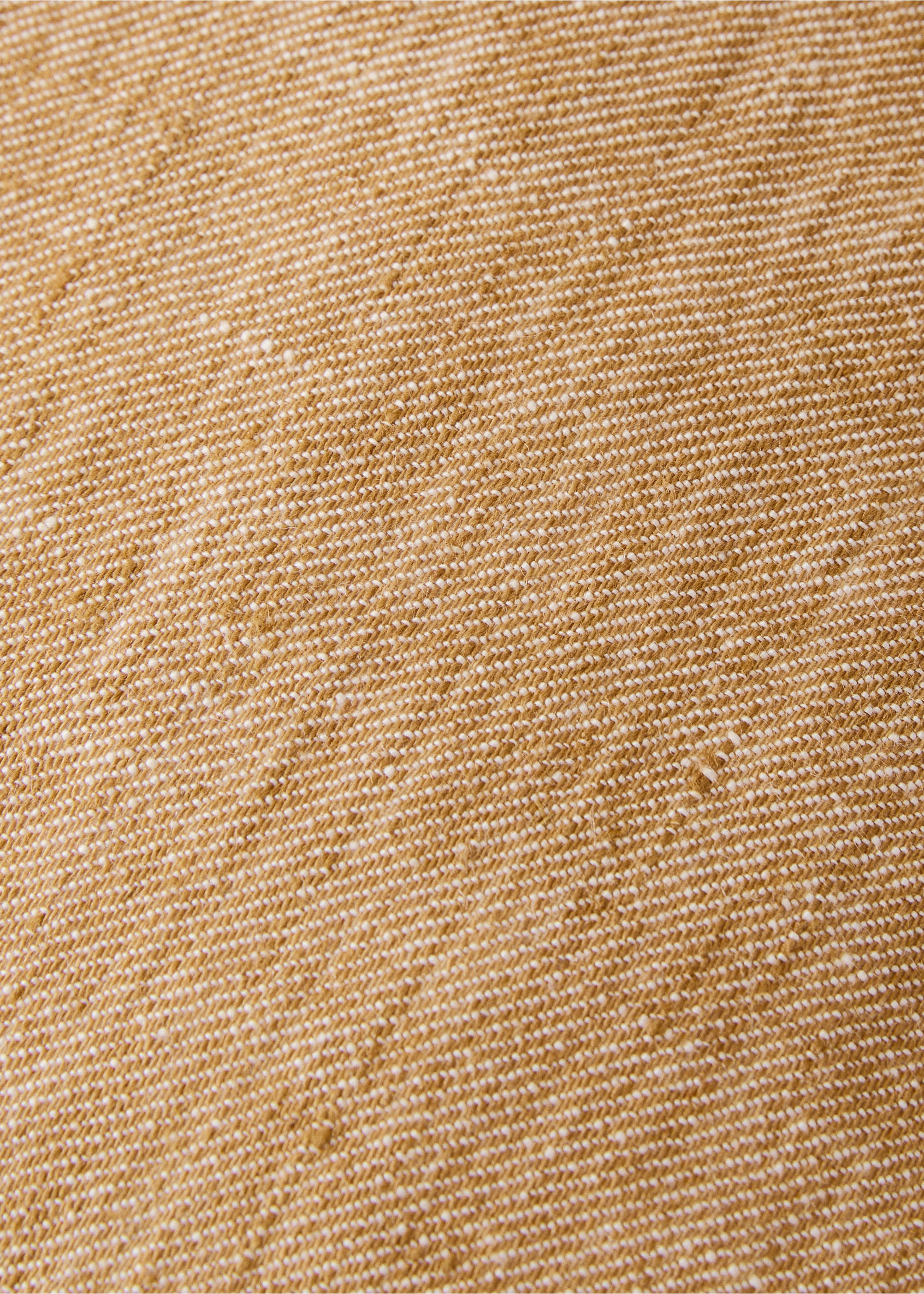 Linen cushion cover with overlock detail 40x60 cm - Details of the article 3, Yellow. Ref: 27023319-00.