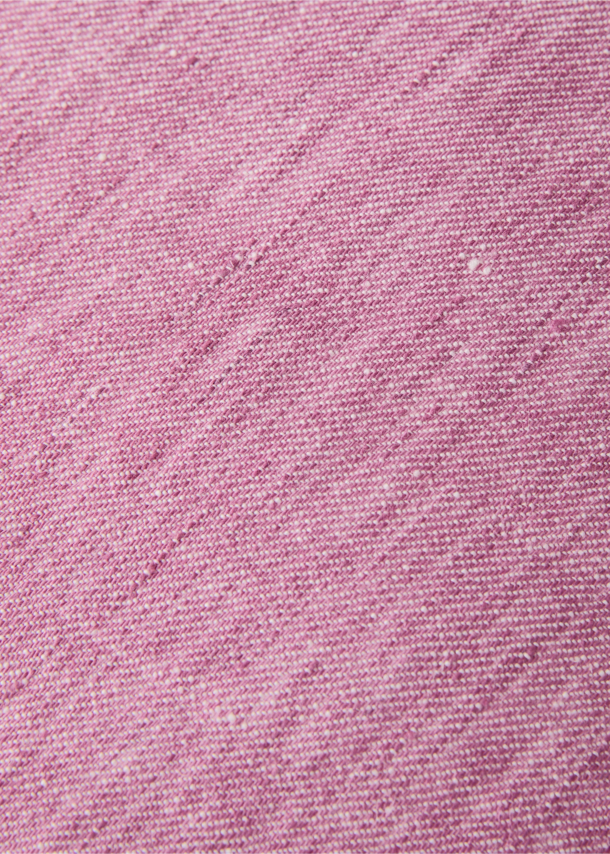 Linen cushion cover with overlock detail 40x60 cm - Details of the article 3, Pink. Ref: 27023319-00.
