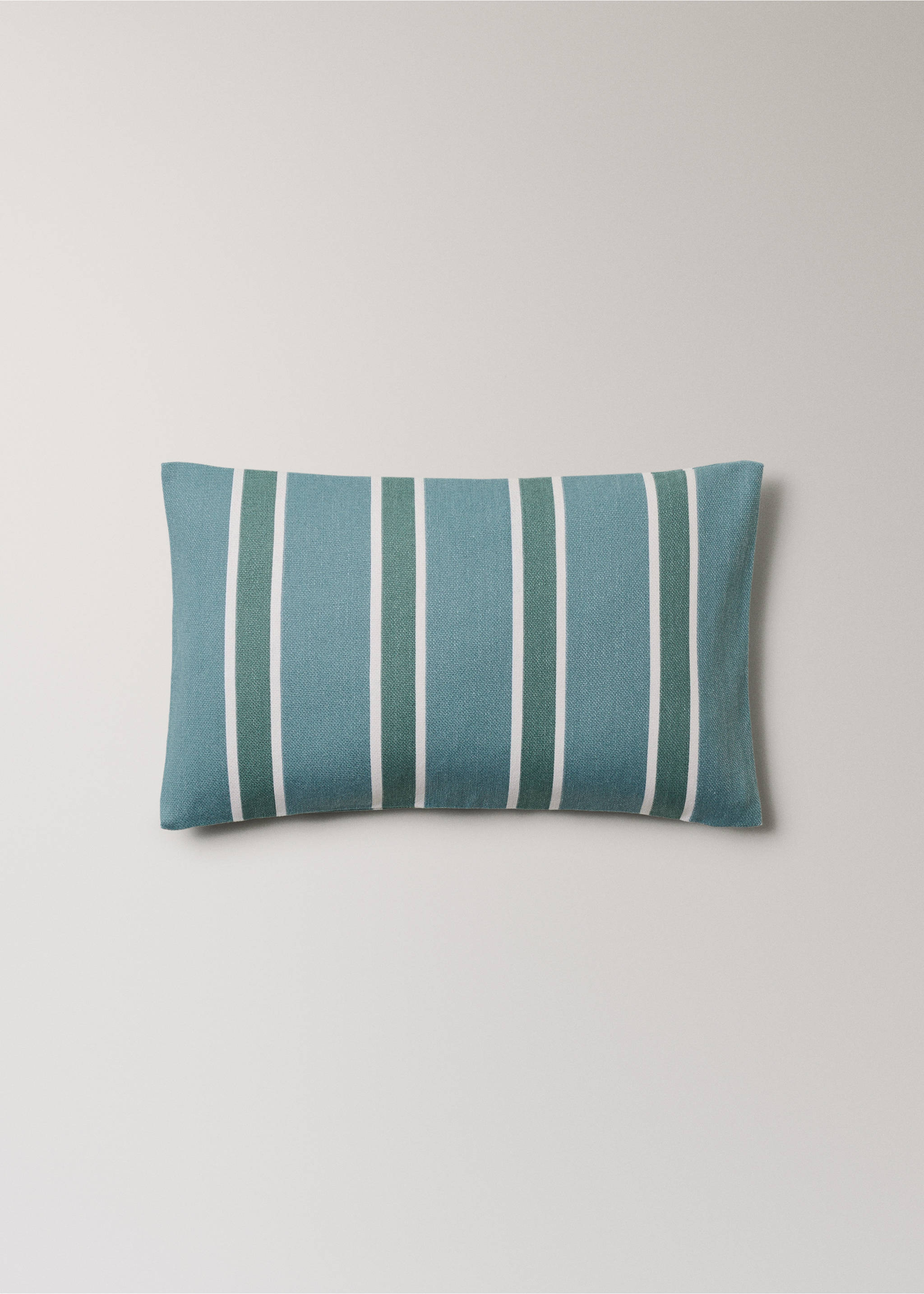 Cotton cushion cover with printed stripes 30x50 cm - Article without model, Blue. Ref: 27023320-00.