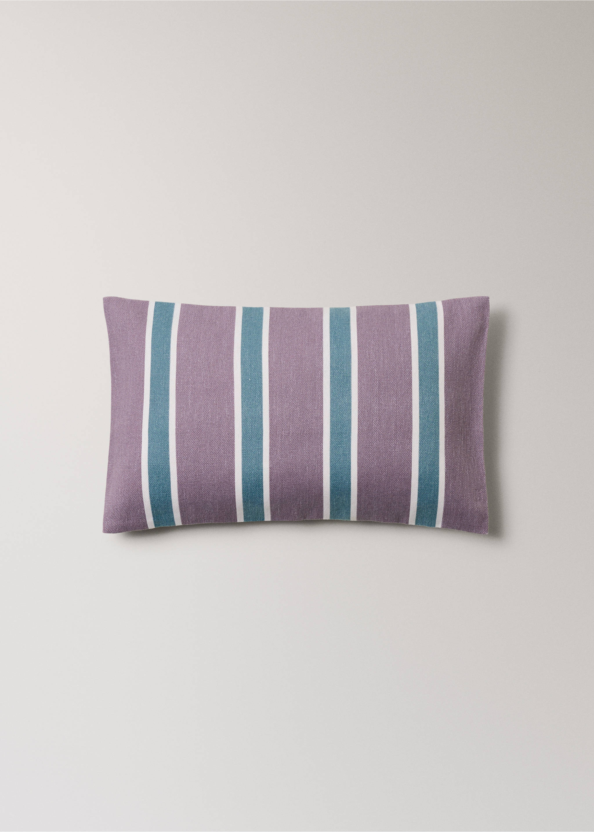 Housse de coussin coton à rayures imprimées 30x50 cm - Article sans modèle, Mûre. Ref: 27023320-00.