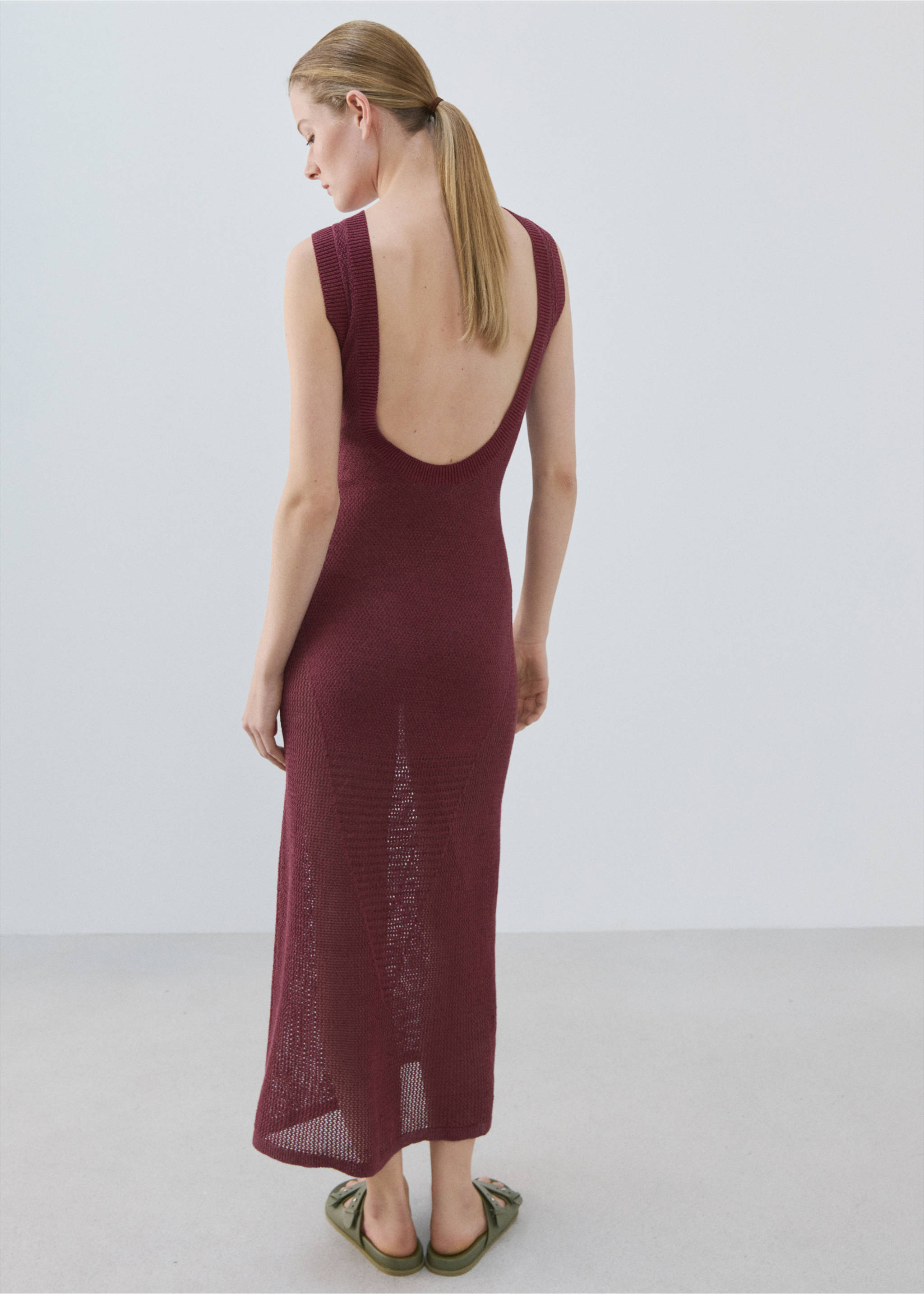 Вязаное платье кроше - Обратная сторона изделия, Бургундия. Ref: 27023322-00.