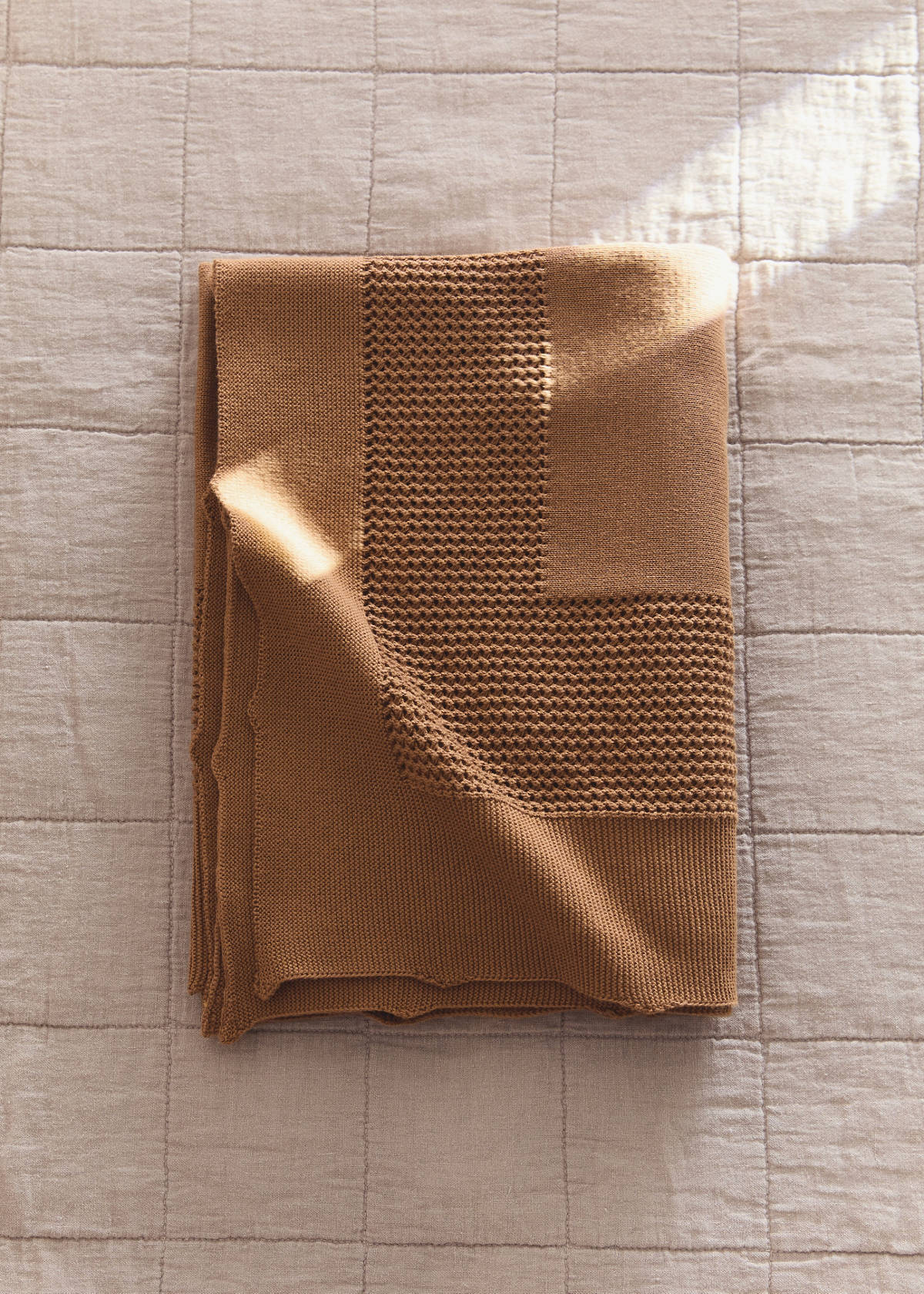 Cotton openwork baby blanket — Ecru