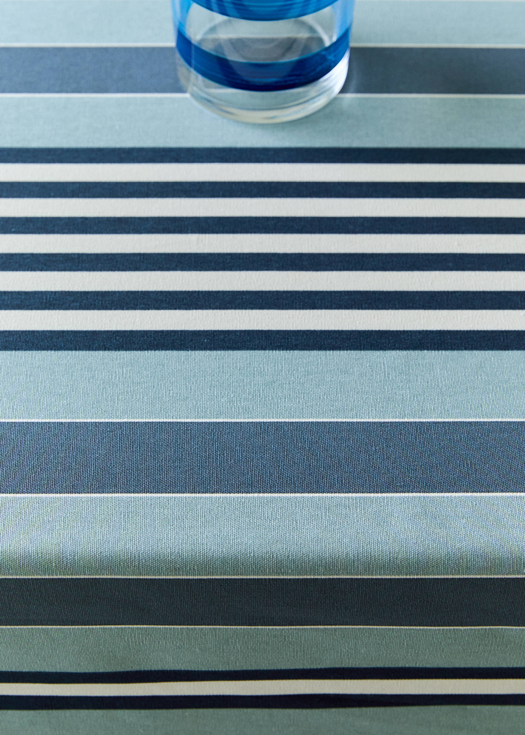 Nappe enduite 100 % coton à rayure imprimée 2 à 4 convives - Détail de l'article 7