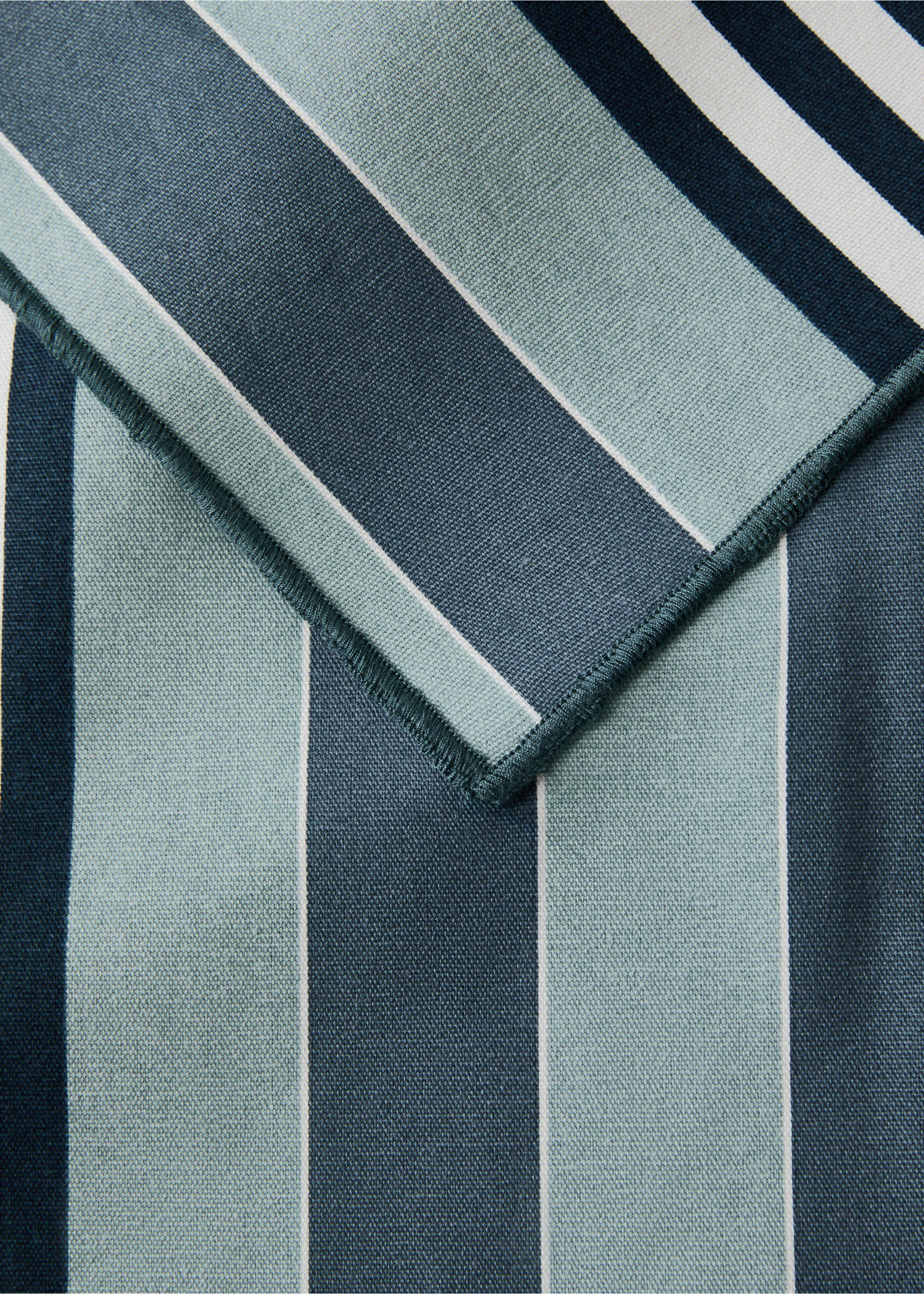 Ubrus s pruhovaným potiskem 100% bavlna s potahem z pryskyřice pro 2 až 4 osoby - Detail zboží 1, Modrá. Ref: 27023336-00.