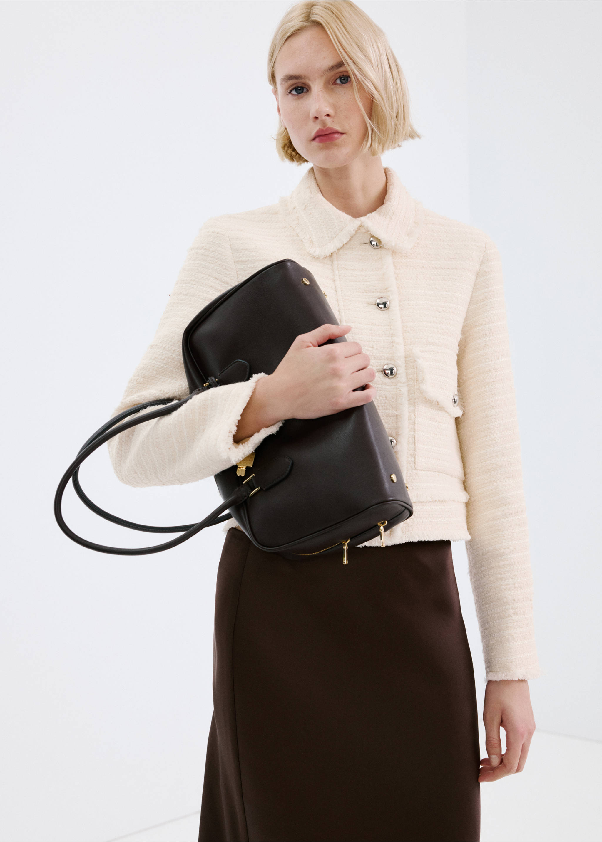 Tweed jacket with notched lapel collar - Medium plane, Ecru. Ref: 27023337-00.