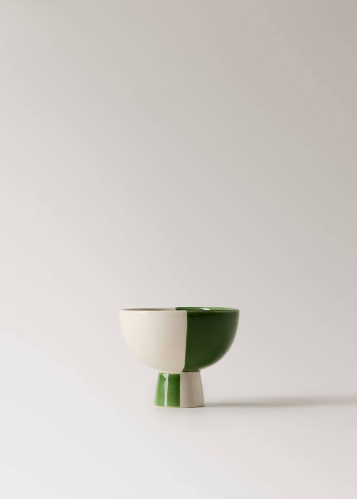 Small two-tone ceramic pedestal bowl — Green